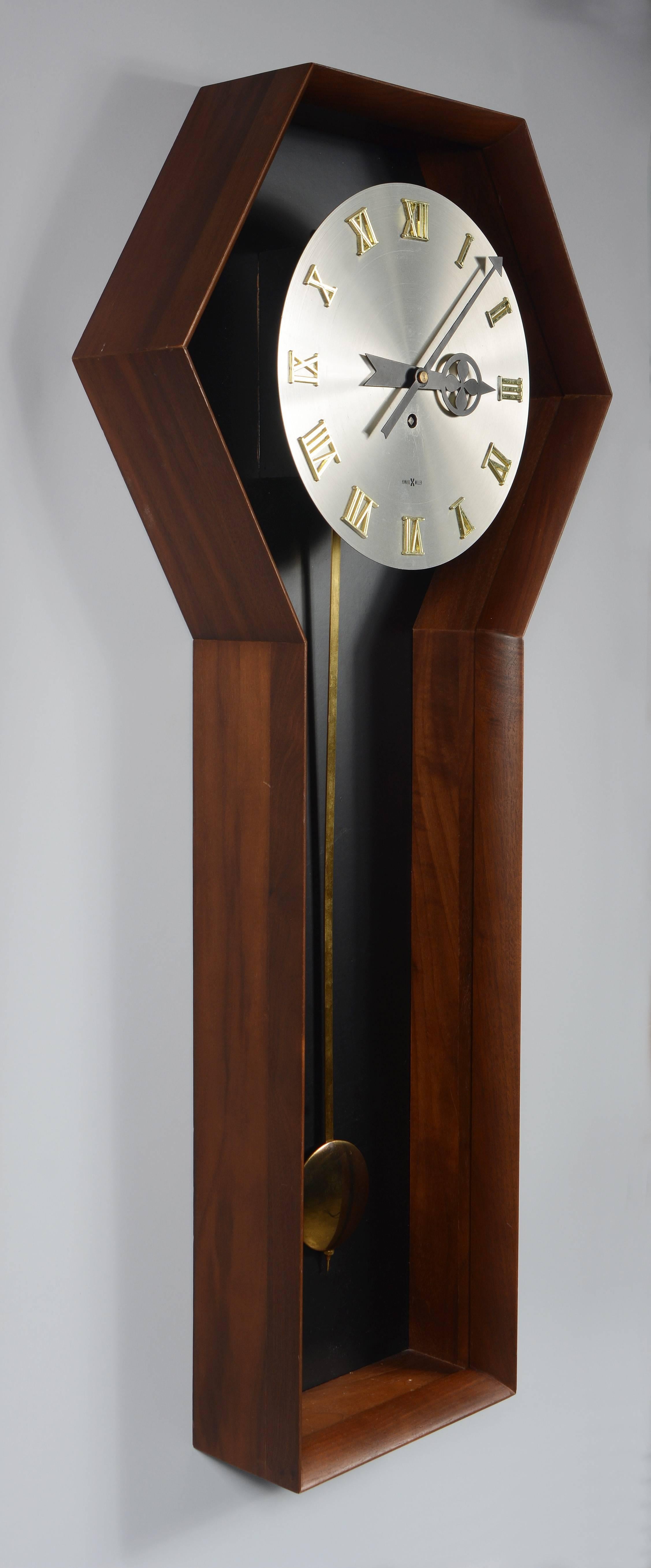Arthur Umanoff Wall Clock for Howard Miller In Good Condition In San Mateo, CA