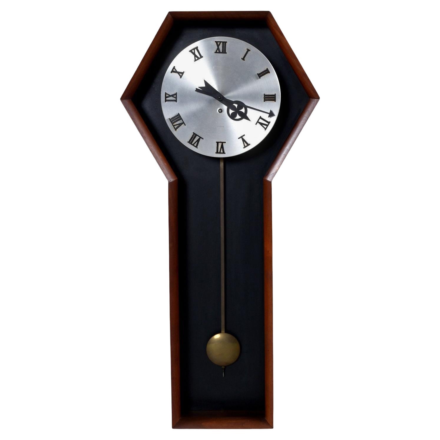 Arthur Umanoff Wall Clock Model 557, Walnut & Aluminum, 1970s