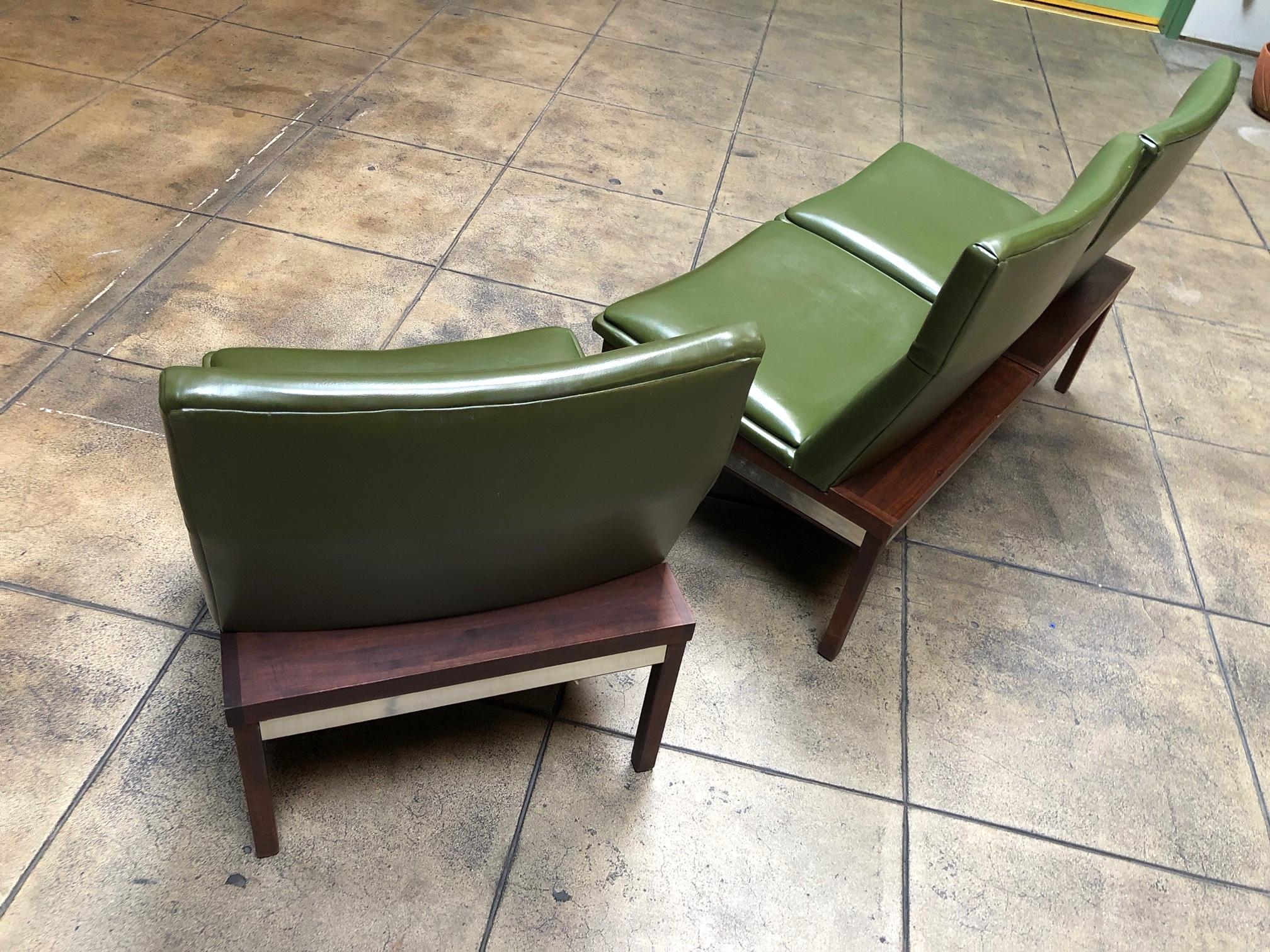Arthur Umanoff Walnut Modular Sofa and Chair Set For Sale 2
