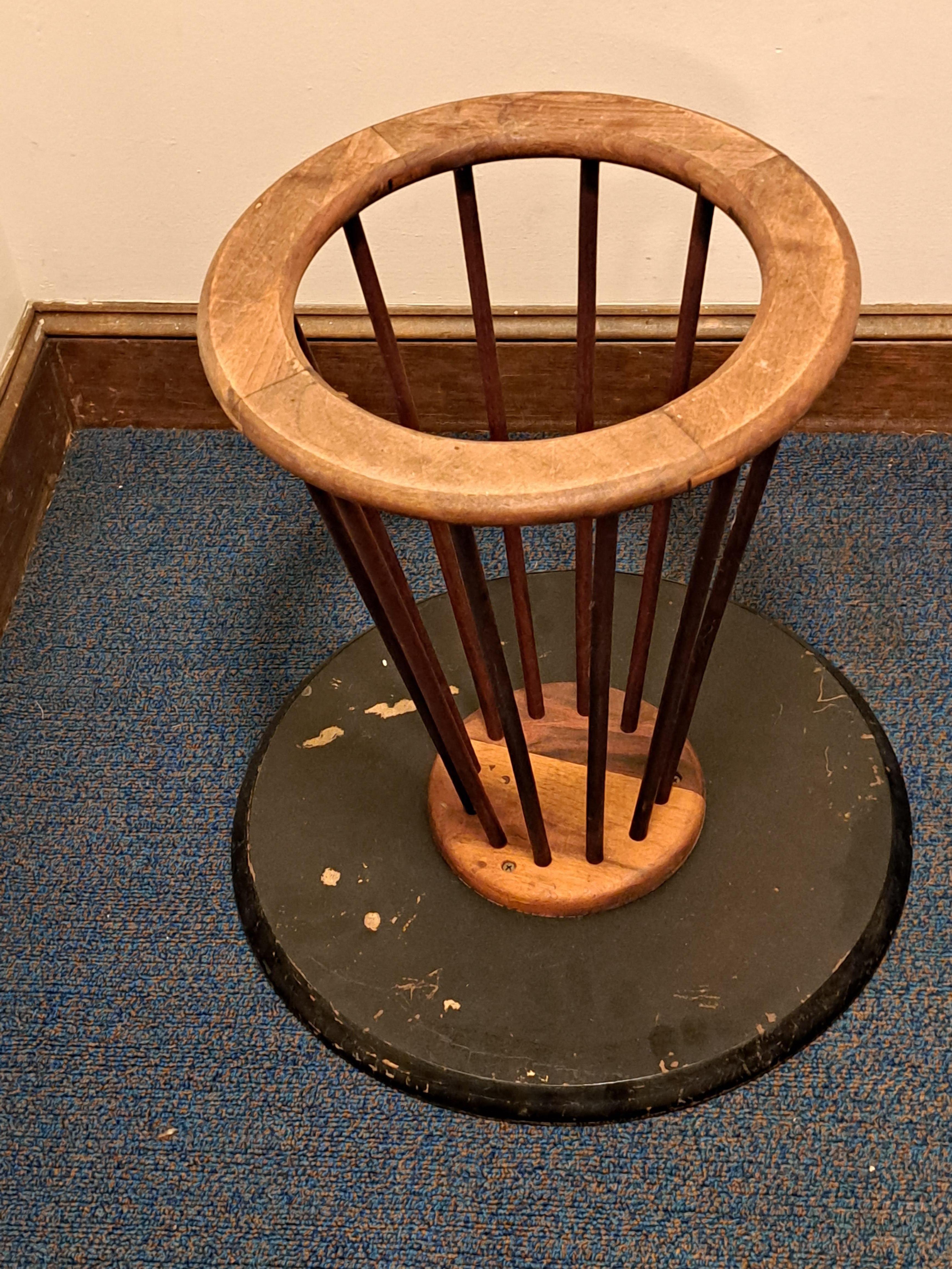 American Arthur Umanoff Walnut Spindle Side/End Table  For Sale