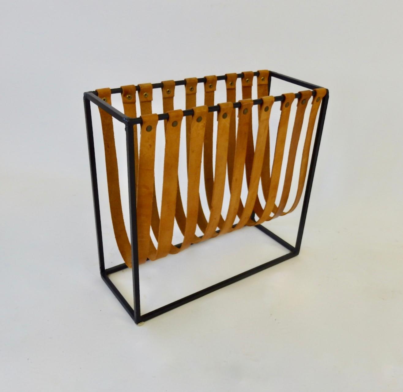 Arthur Umanoff wrought iron with leather magazine stand In Good Condition In Ferndale, MI