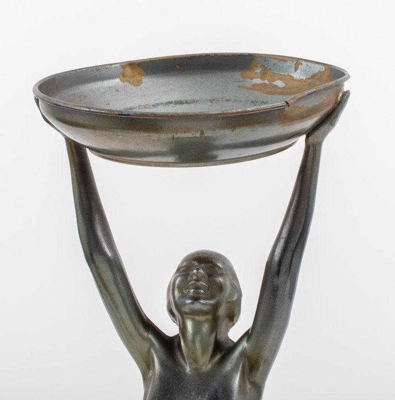 Arthur von Frankenburg Figura femminile che fuma in vendita 2