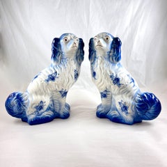 Arthur Wood English Ironstone grands épagneuls à fleurs, années 1920