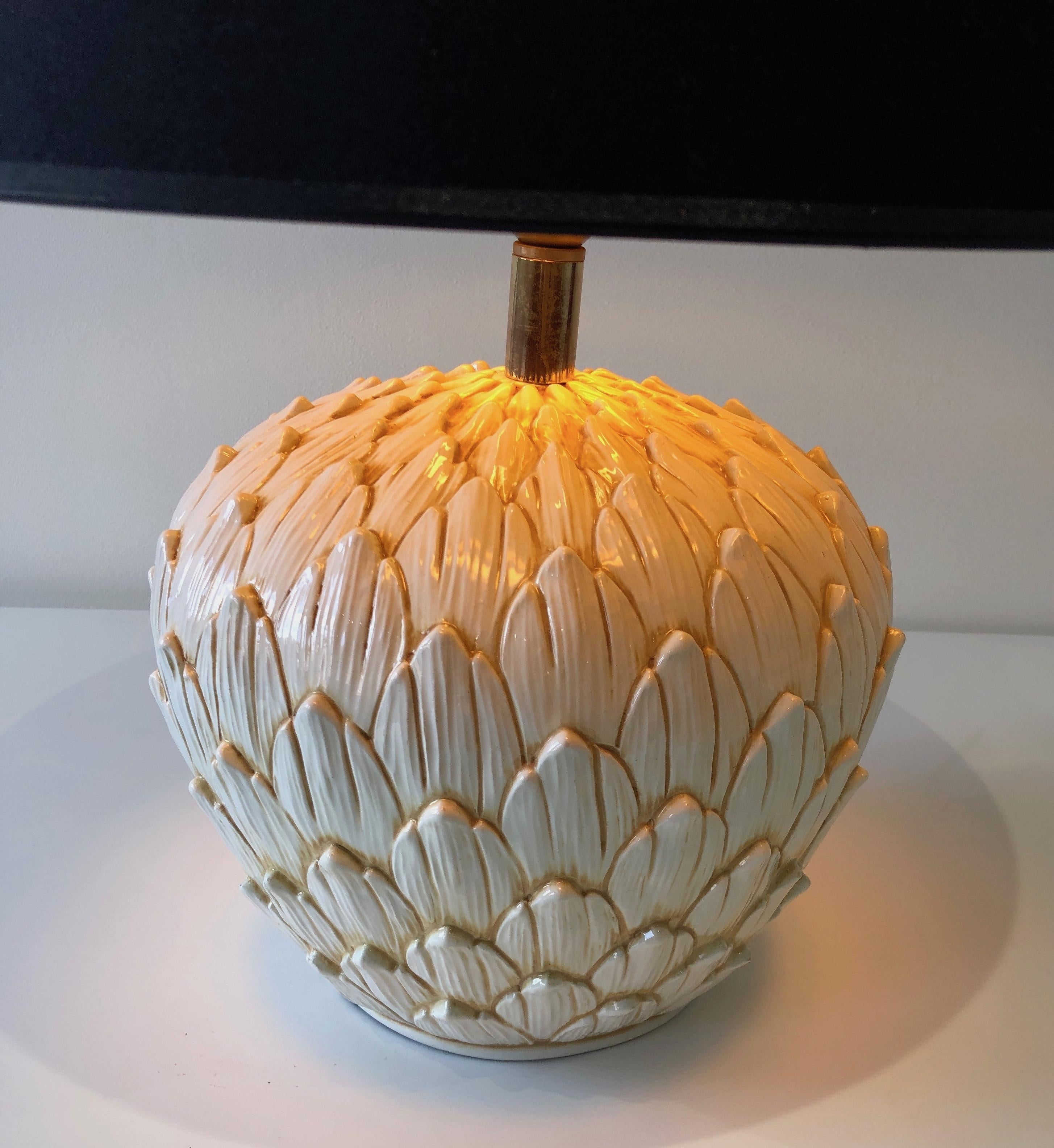Lampe de table en céramique artichaut, française, vers 1970 en vente 8