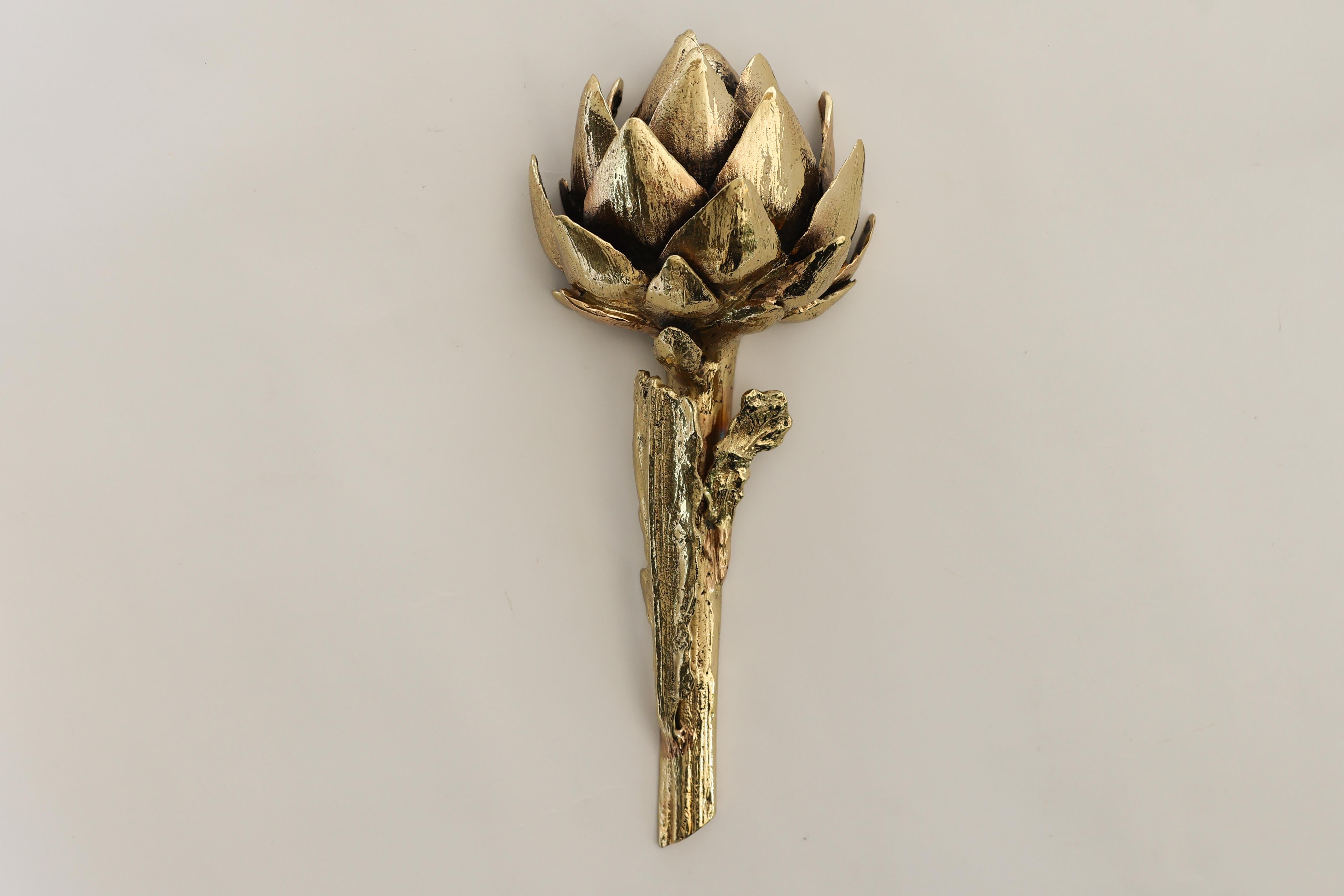 Discover the essence of luxury with this special edition bronze artichoke sculpture. Handcrafted with precision, this piece transforms the humble artichoke into a timeless symbol of elegance and strength. What makes it truly unique is the fusion of