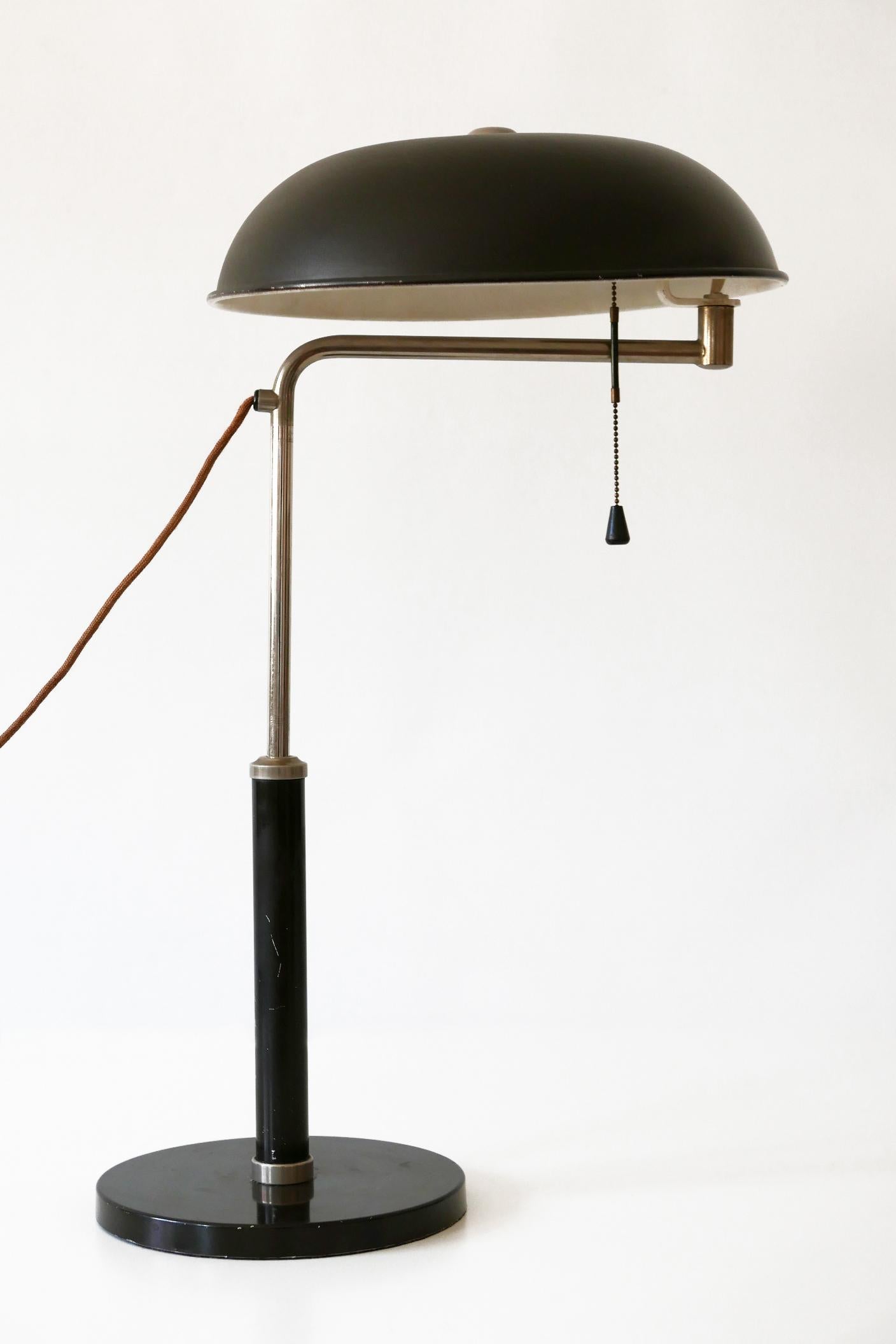 Mid-20th Century Articulated Bauhaus Table Lamp Quick 1500 by Alfred Müller for Amba, 1930s