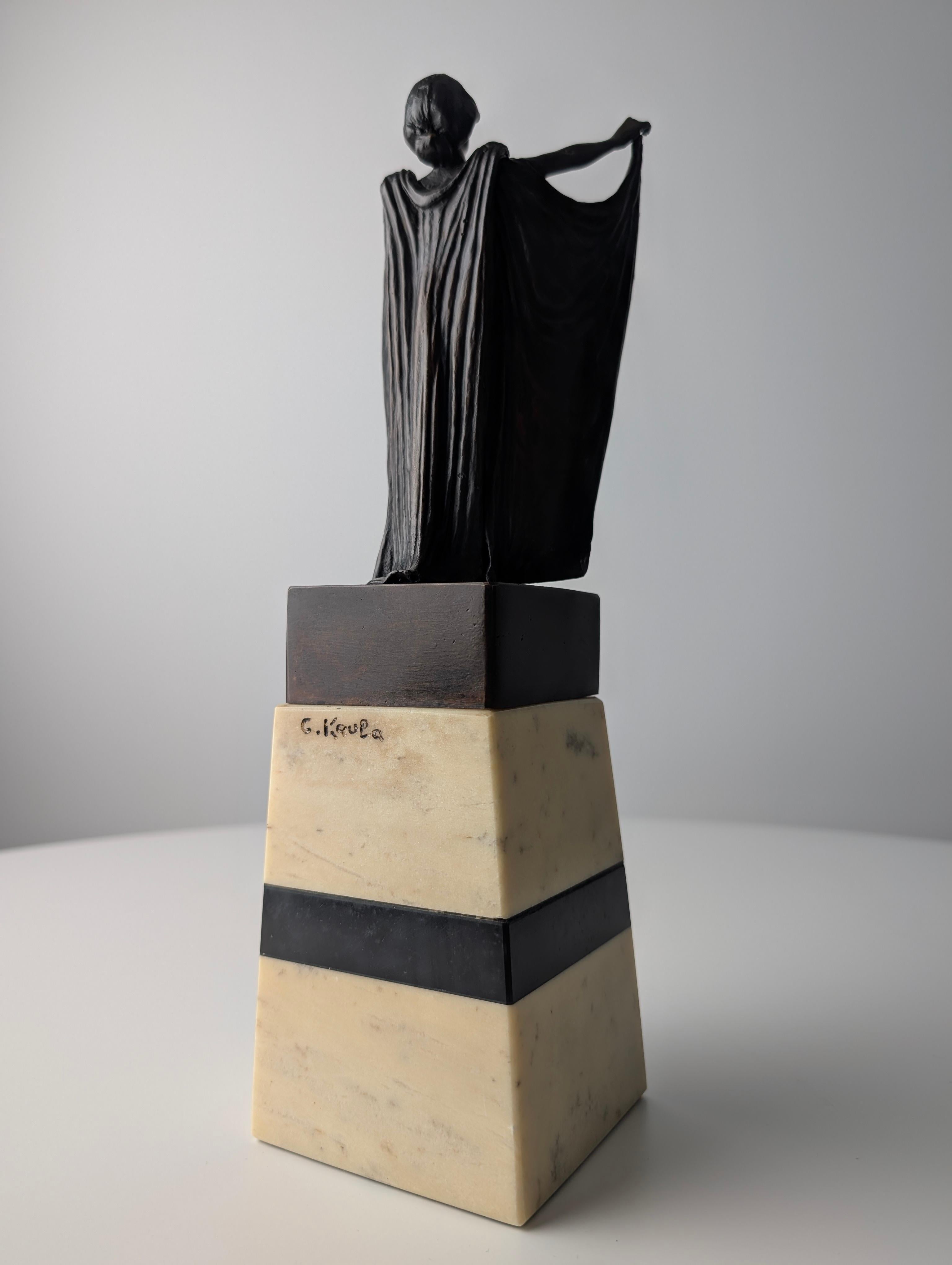 Escultura articulada de mujer en bronce de Carl Kauba, 1900 en venta 4