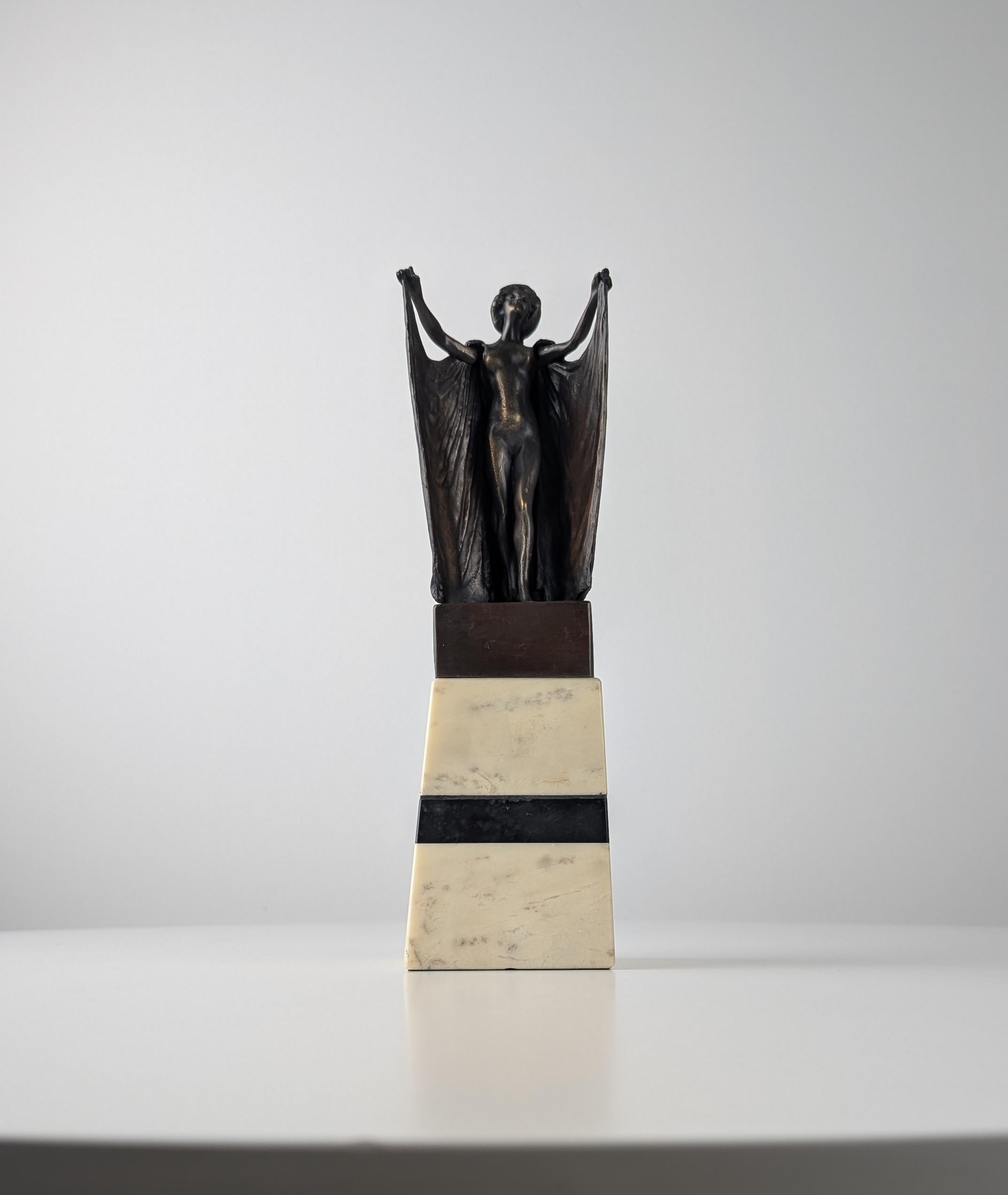 Escultura articulada de mujer en bronce de Carl Kauba, 1900 principios del siglo XX en venta