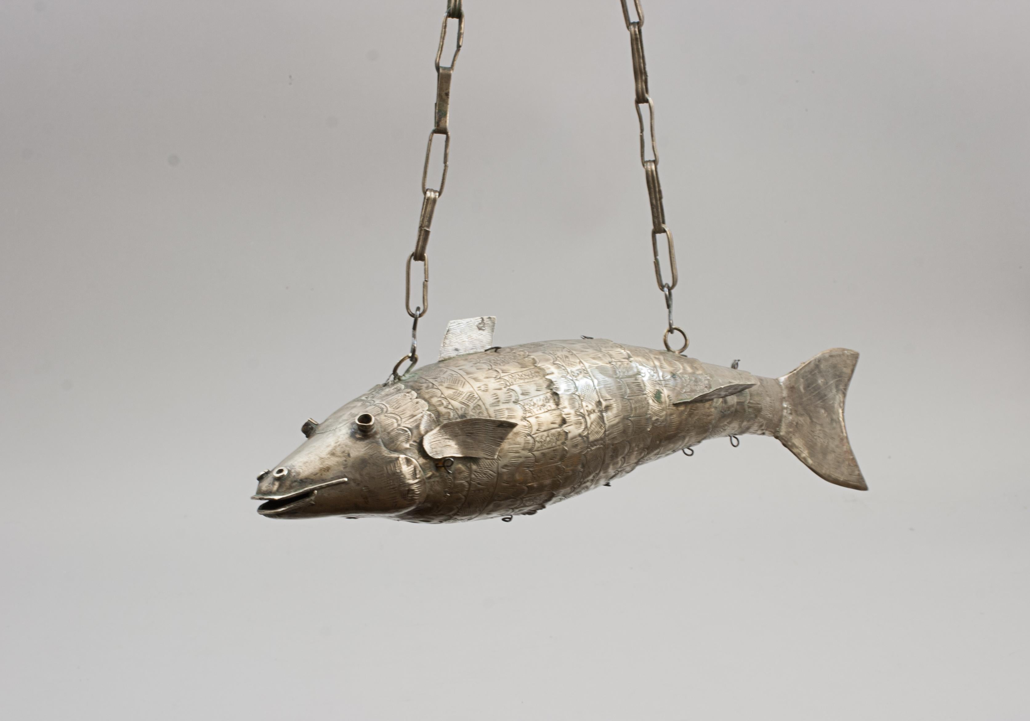Articulated Burmese Fish Box 3