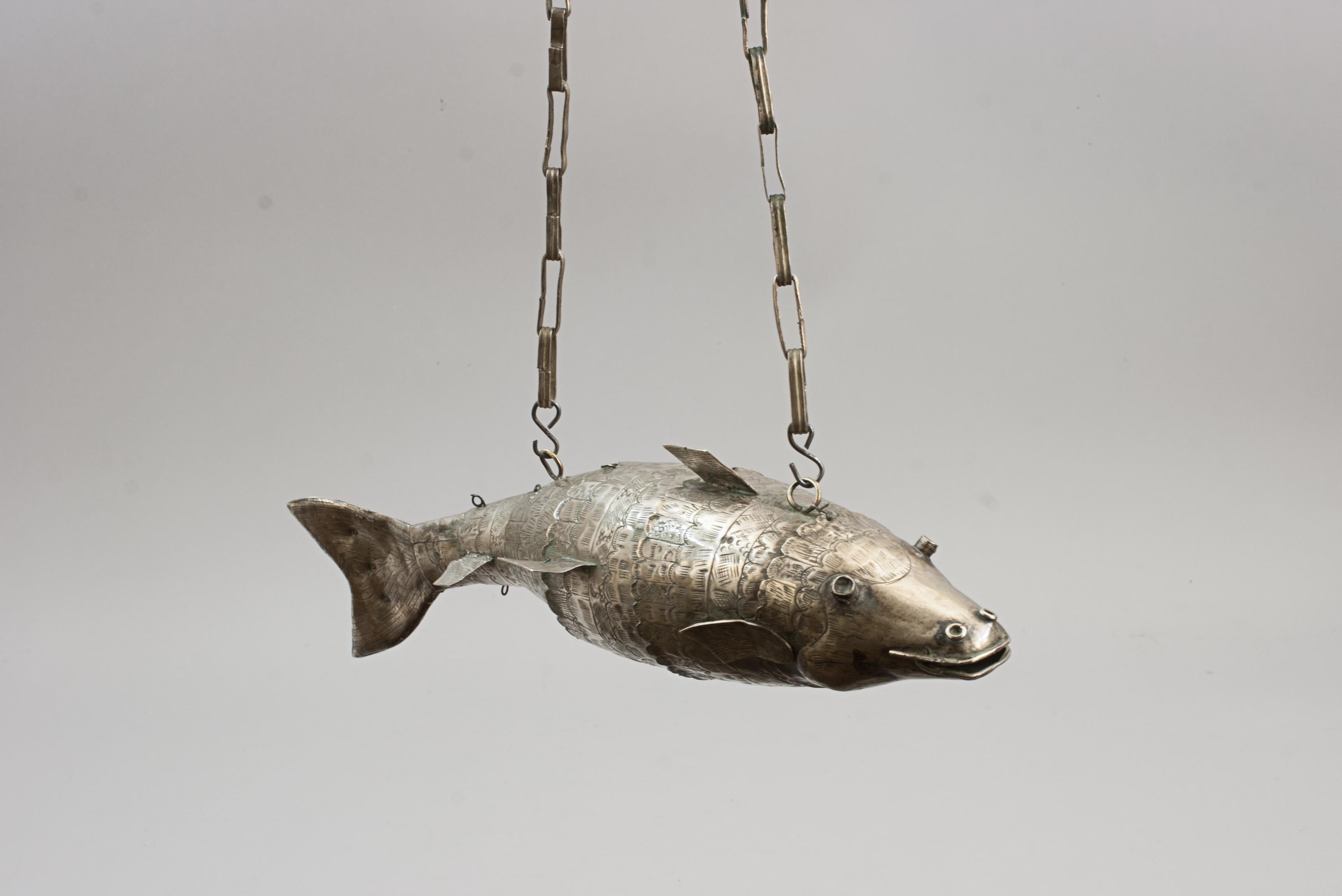 Articulated Burmese Fish Box 4