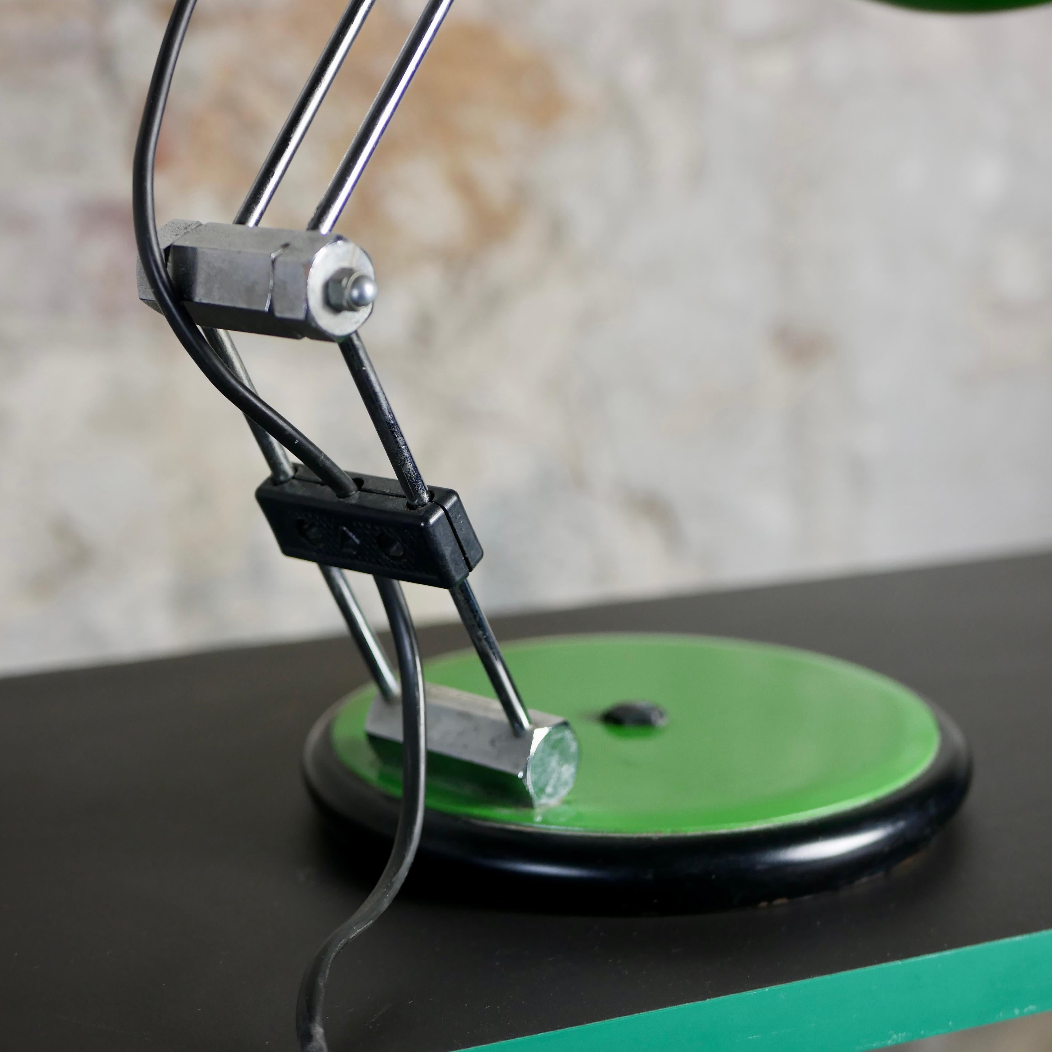 Articulated green desk lamp from Aluminor, France, 1980s 1