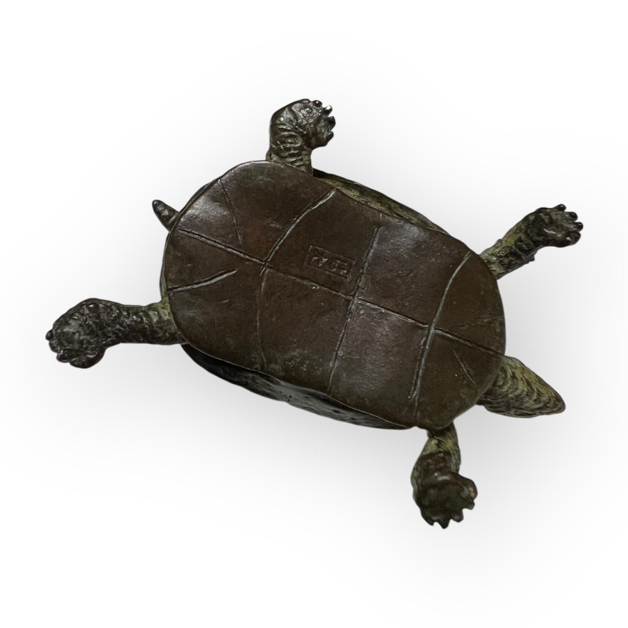 Articulated Japanese Bronze animal, Turtle signed by Hata – Japan, Meiji/Taisho 2