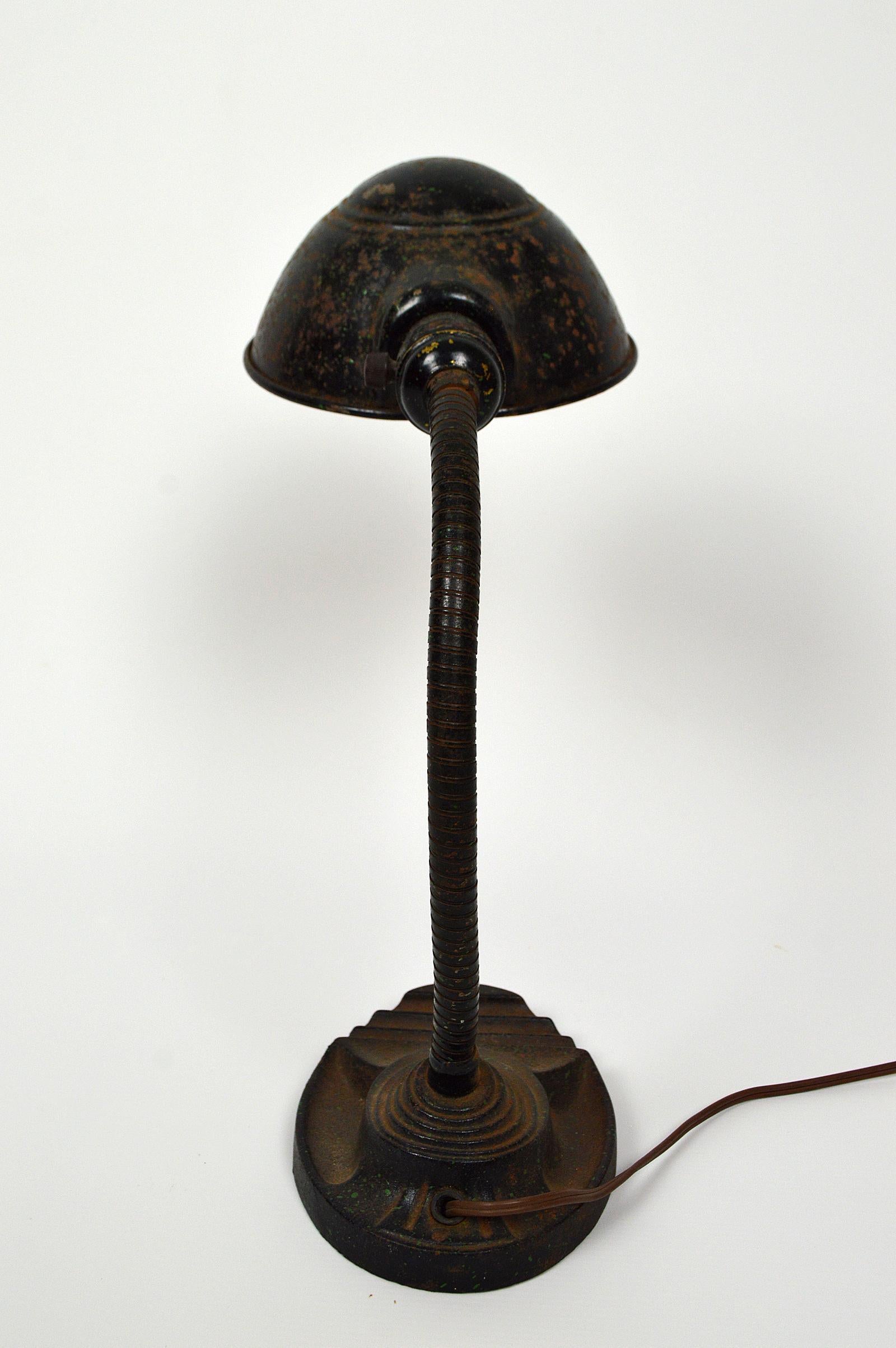 Articulated Lamp stamped Eagle USA, Art Deco, circa 1930 For Sale 4