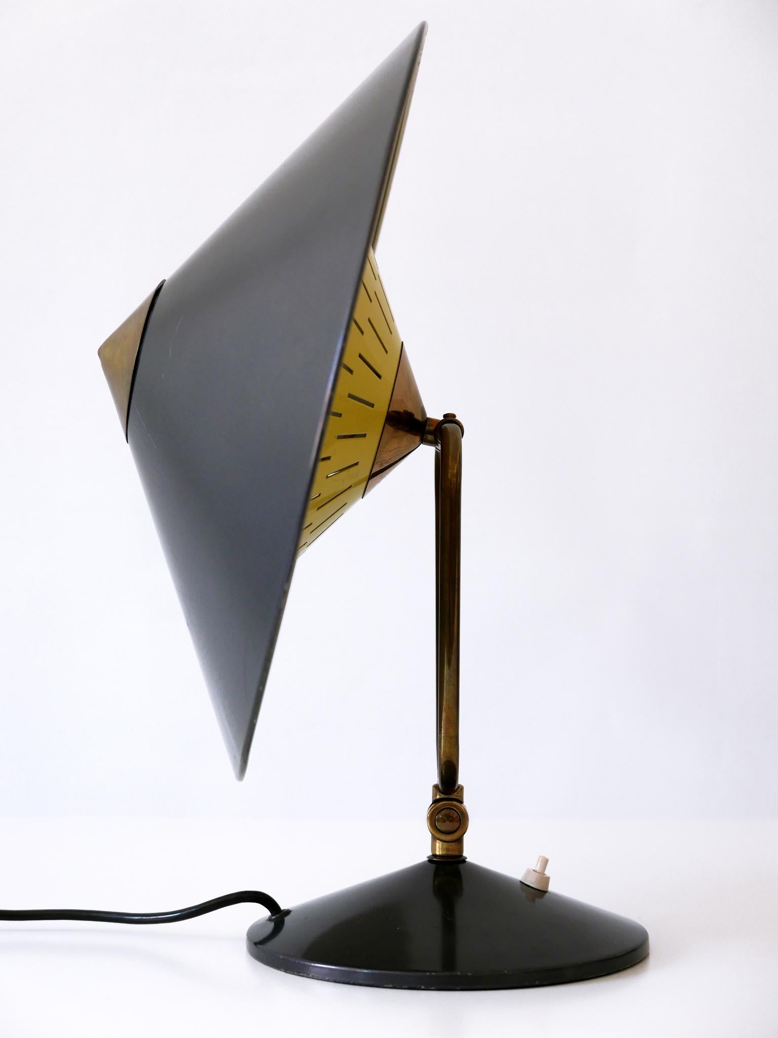 Aluminum Articulated Large Mid-Century Modern Table Lamp or Wall Sconce 'Witch Hut' 1950s For Sale