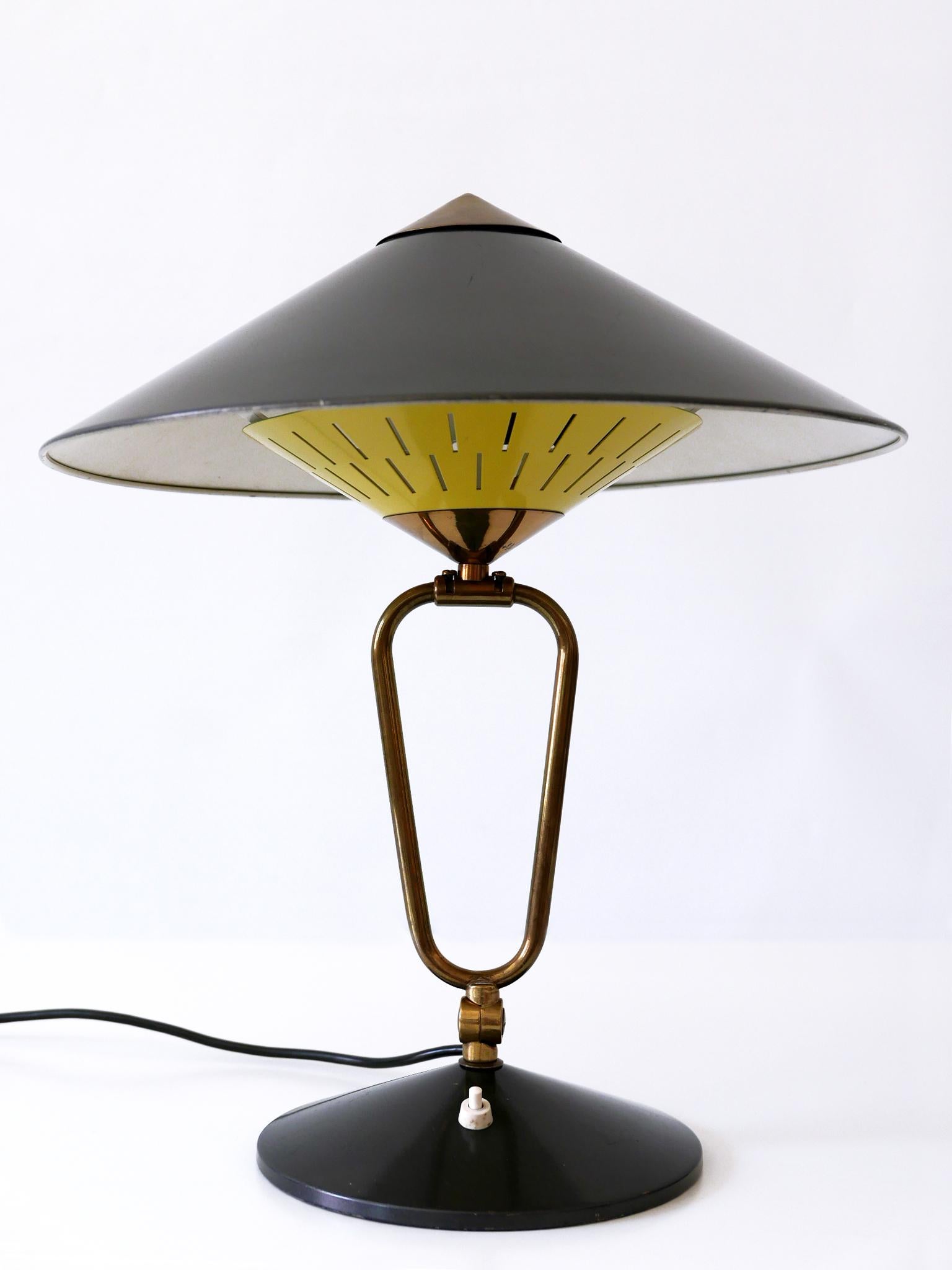 brolly table lamp