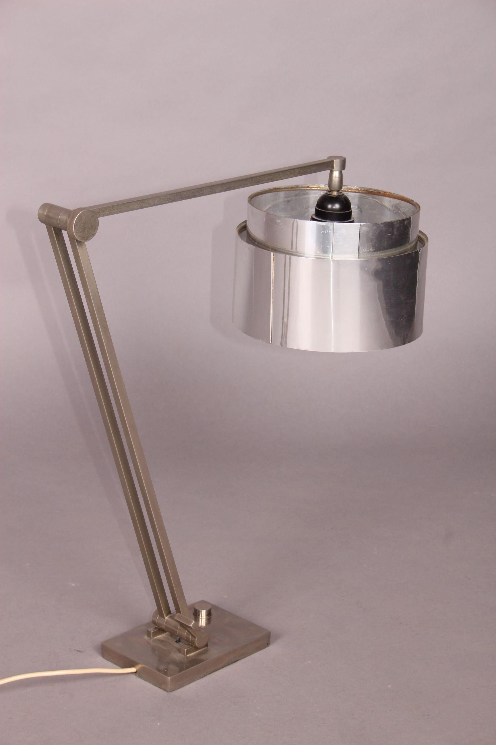 articulated lamp