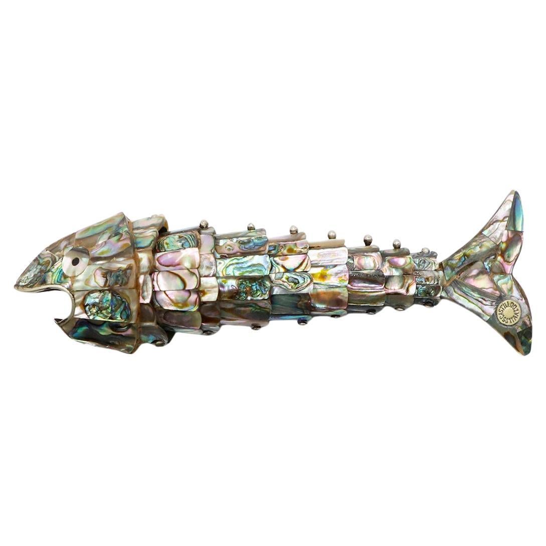 Gegliederter mexikanischer Abalone- und Messingflaschenöffner von Los Castillo im Angebot