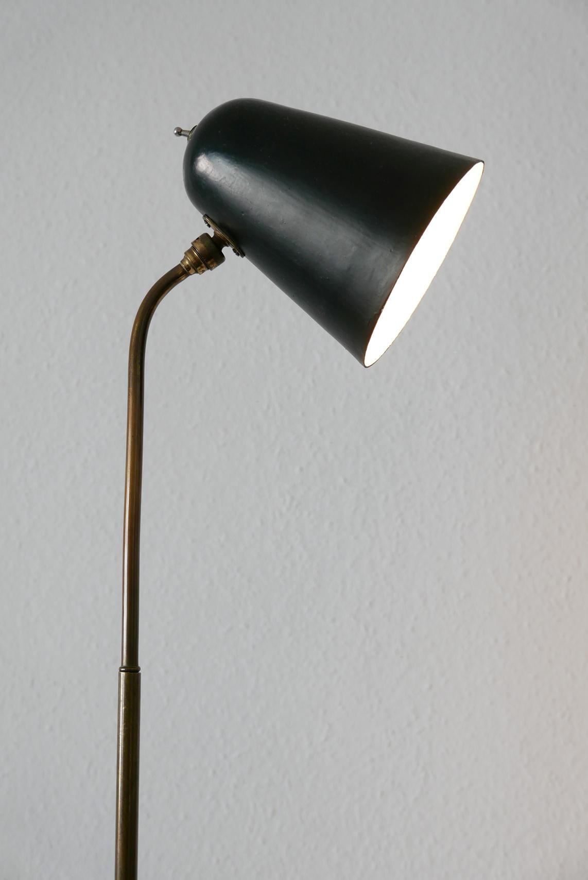 Articulated Mid-Century Modern Reading Floor Lamp, 1950s, Germany In Good Condition In Munich, DE