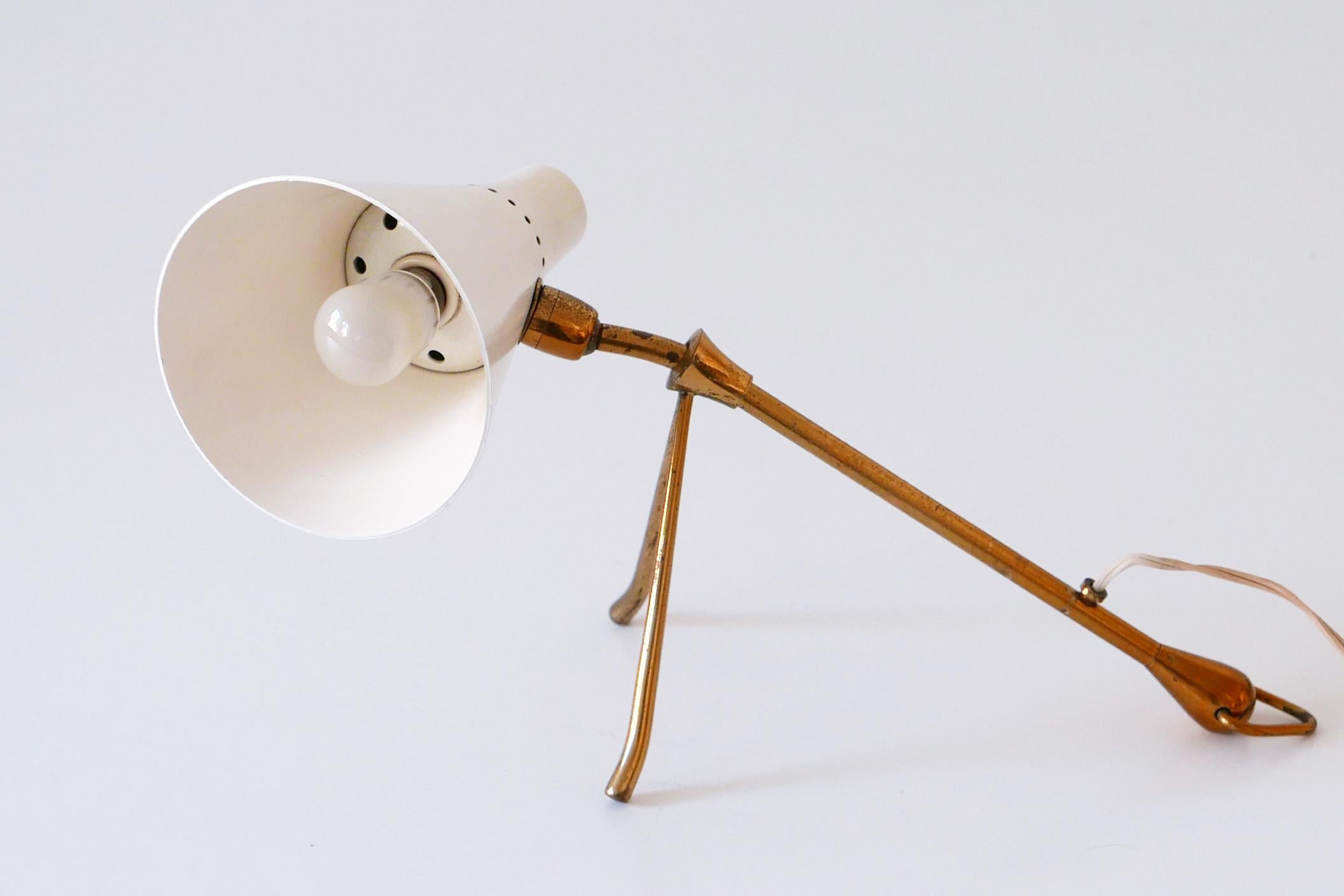 Articulated Mid-Century Modern Table or Wall Light by Giuseppe Ostuni for Oluce 10
