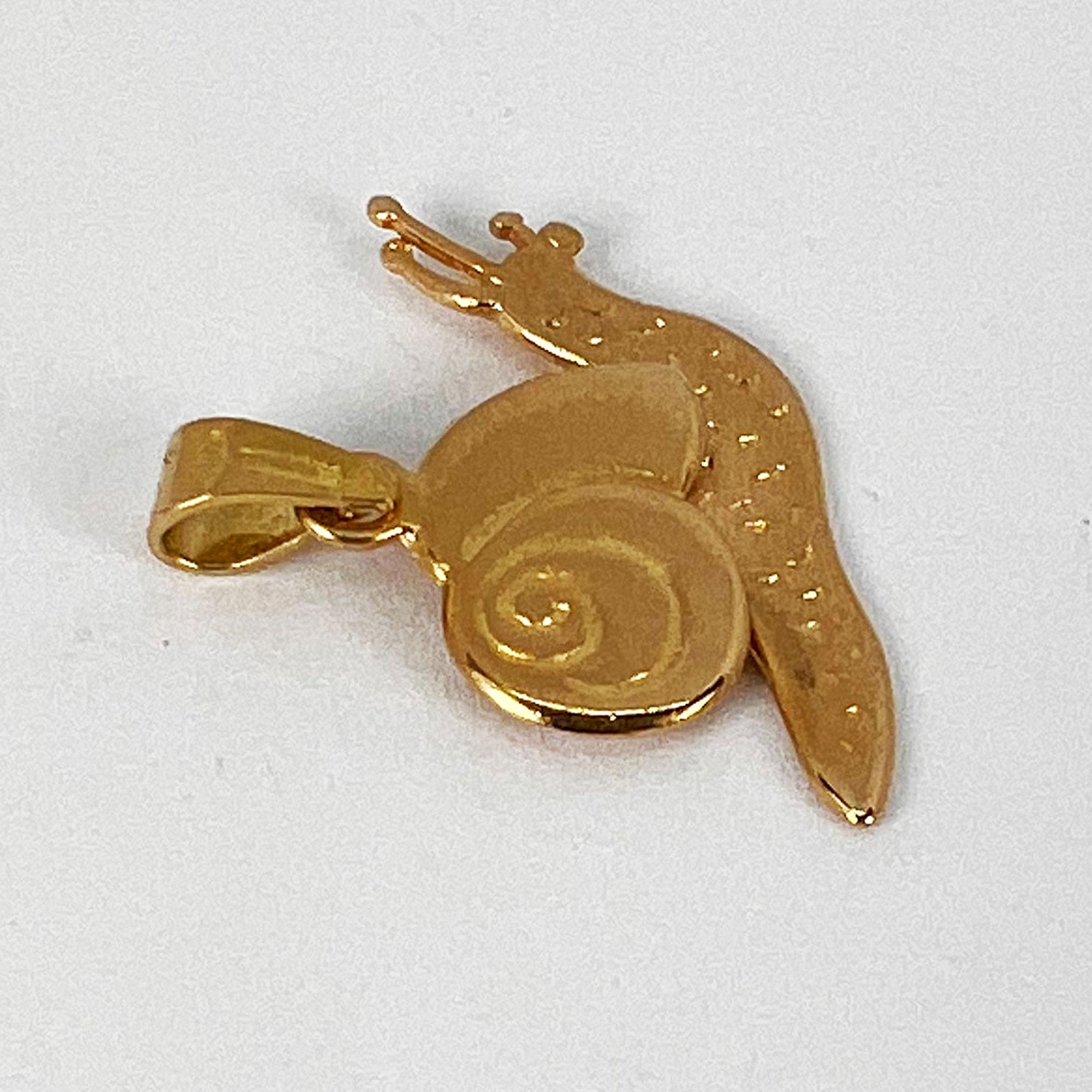 Articulated Snail 18K Yellow Gold Charm Pendant 6