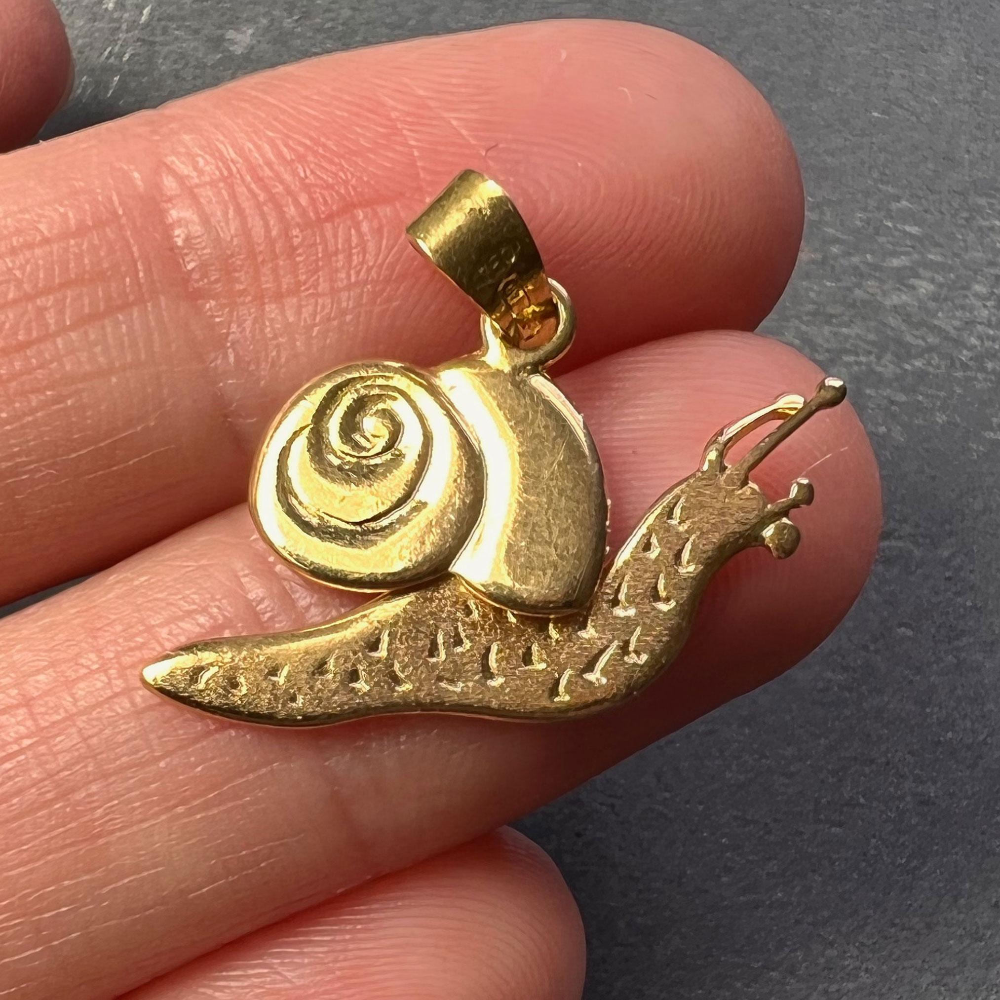 Women's or Men's Articulated Snail 18K Yellow Gold Charm Pendant