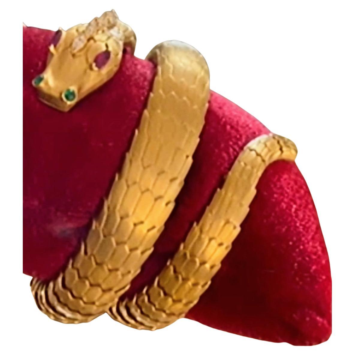 Articulated Snake Bracelet Yellow Gold 18 Karat Ruby Emerald and Diamond Italy For Sale