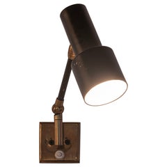 Articulated Stilnovo wall light. Italy c1950
