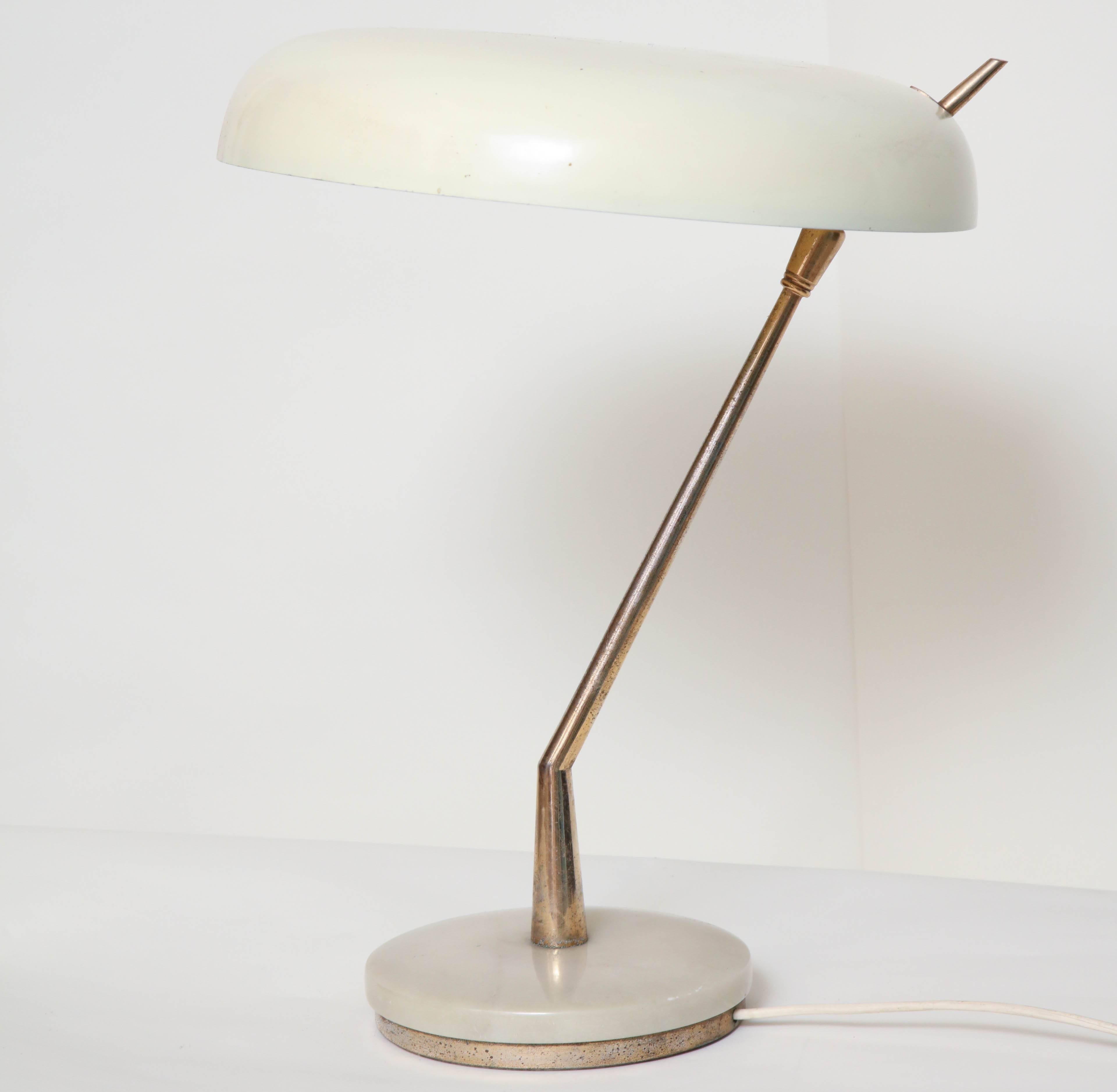 Articulated table lamp attributed to Arredoluce Italian Mid-Century Modern, 1950s.