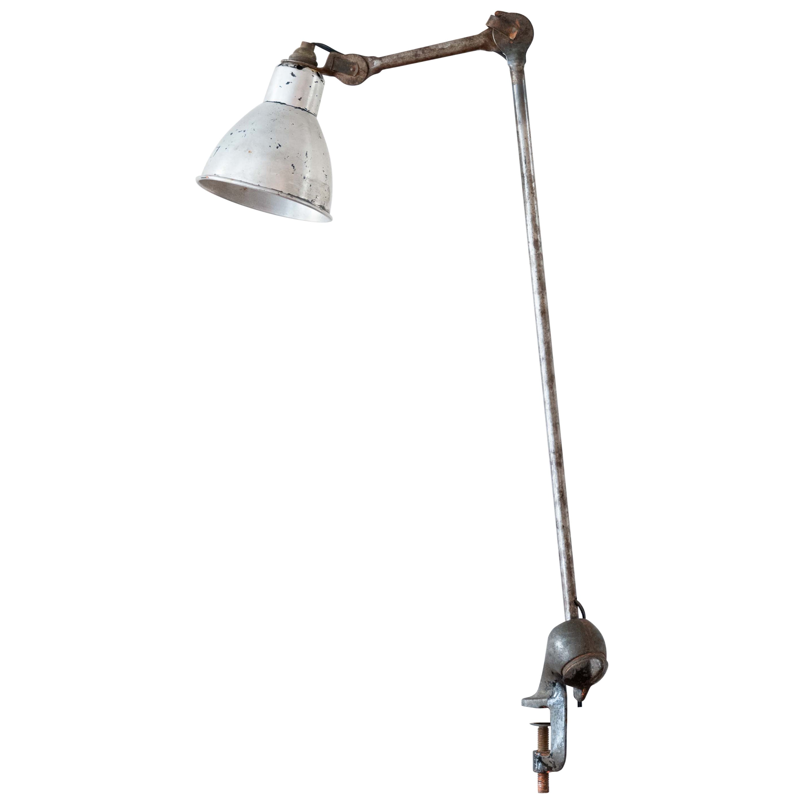 Lampada da tavolo articolata di Bernard-Albin Gras