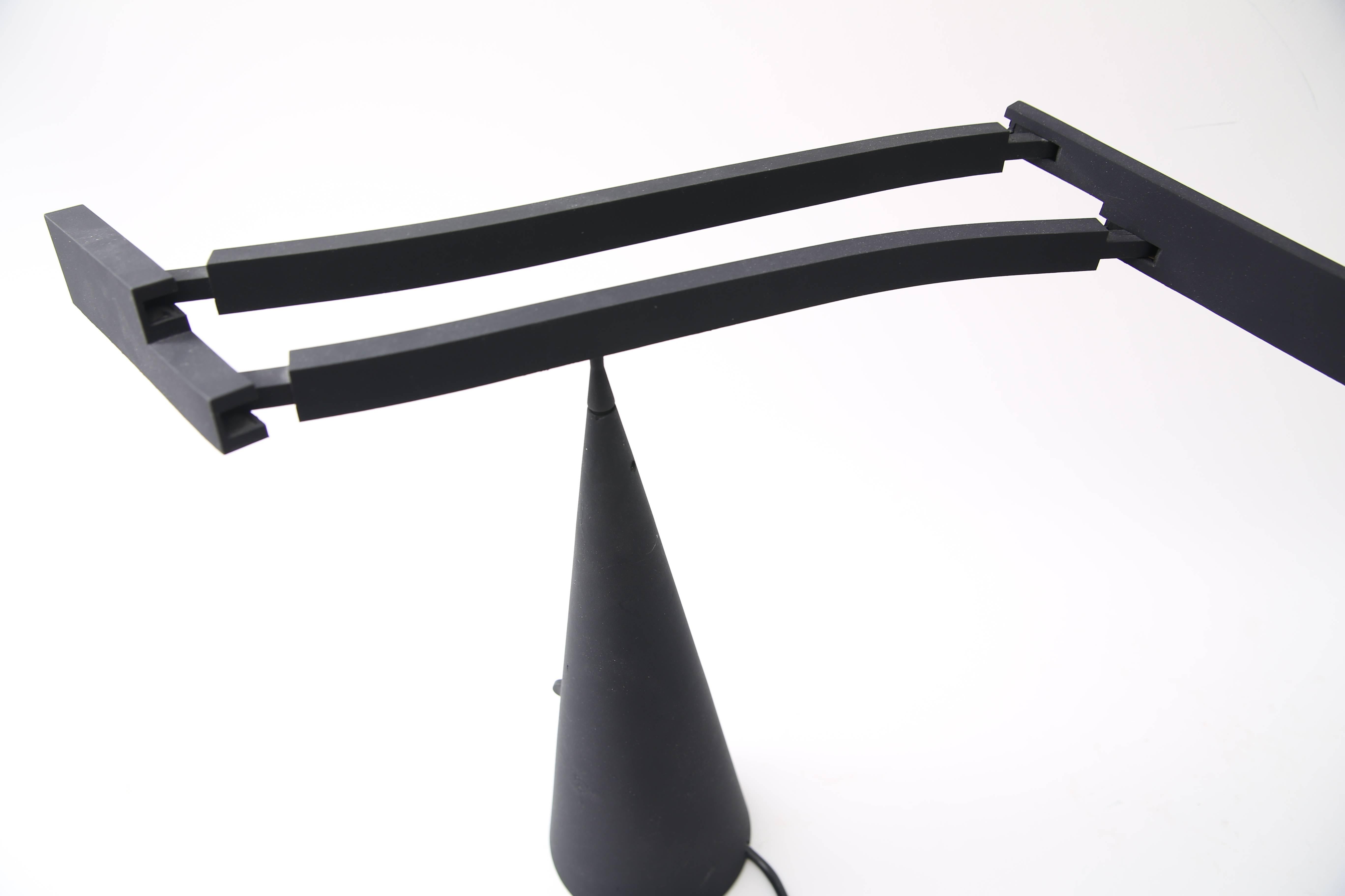 Articulated Table Lamp in Black  3