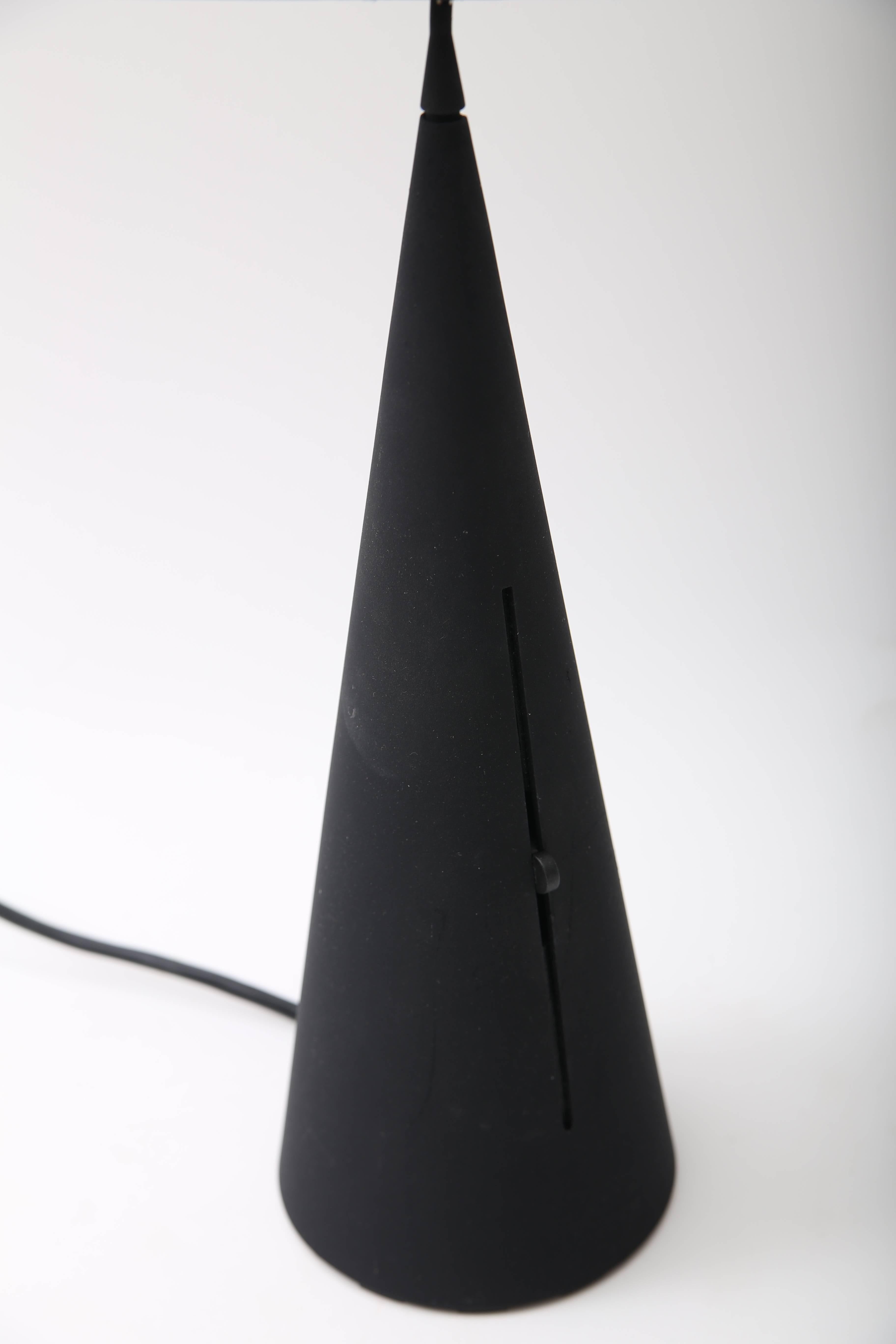 Post-Modern Articulated Table Lamp in Black 