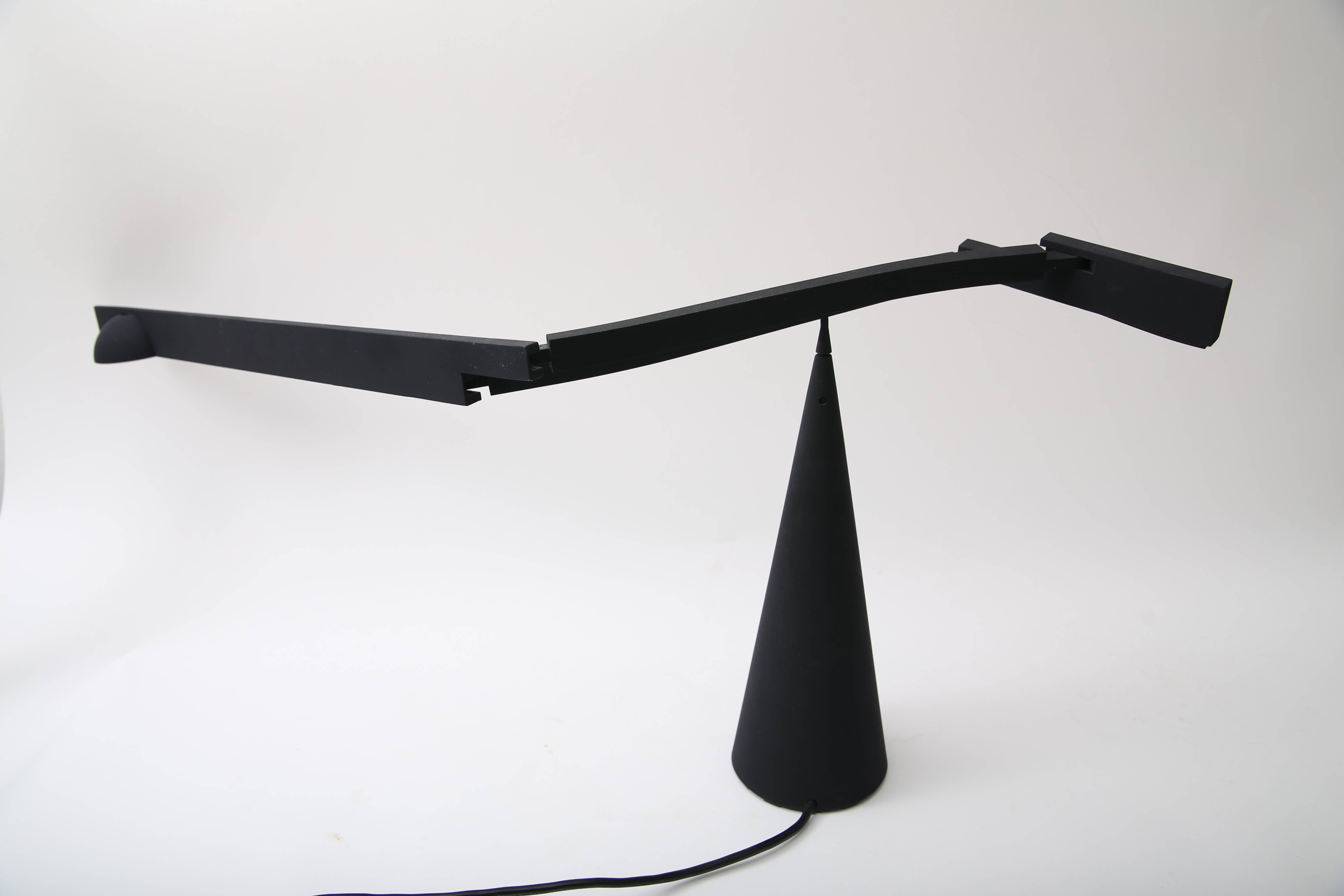 Articulated Table Lamp in Black  1