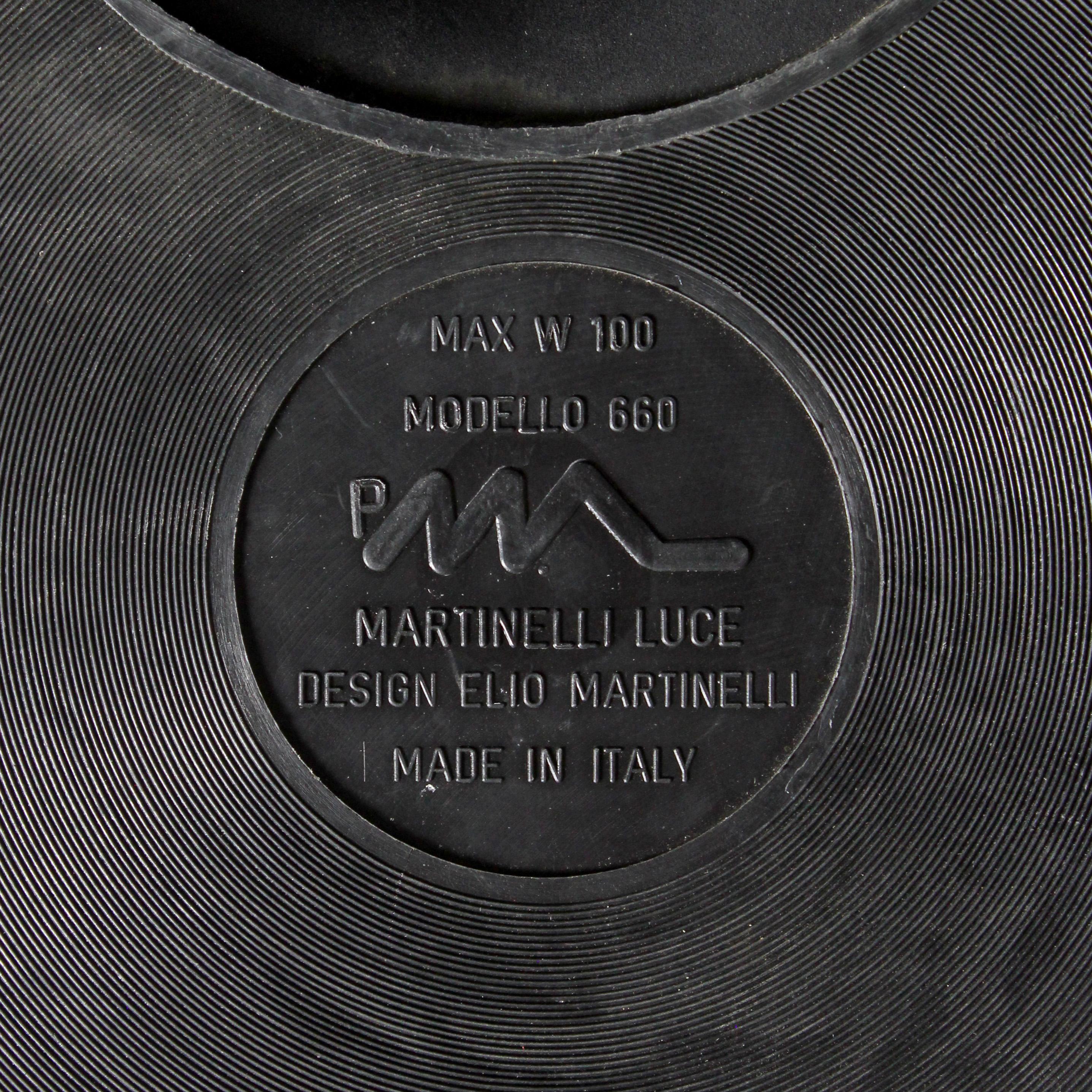 Articulated table lamp 