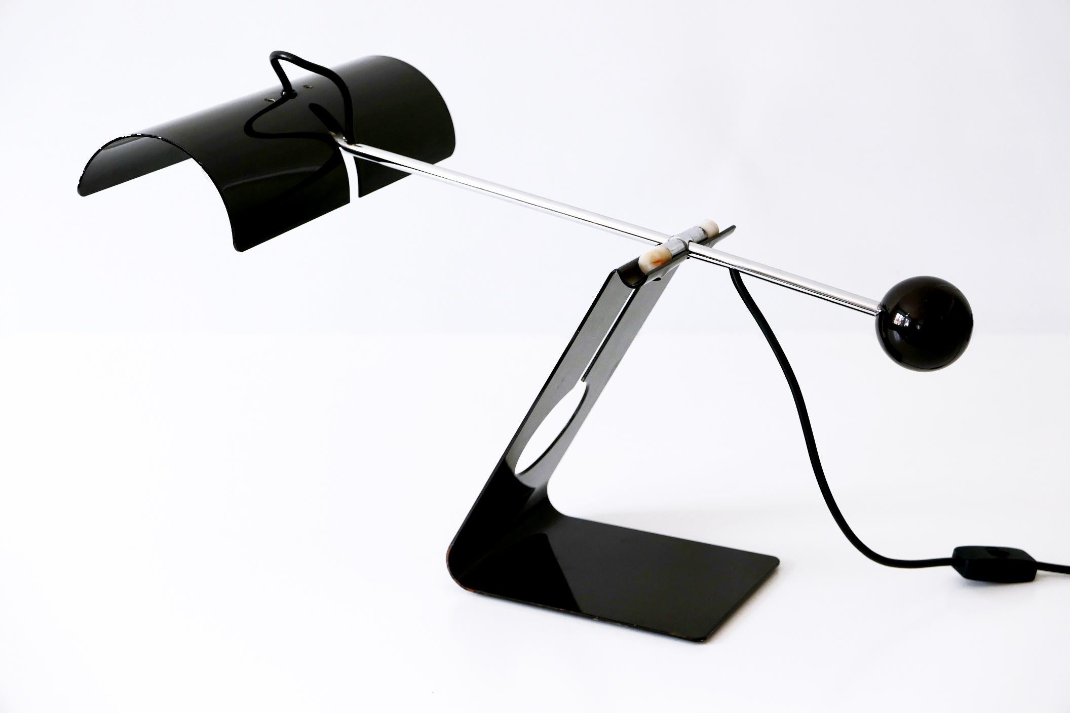 Articulated Table Lamp Picchio by Mauro Martini for Fratelli Martini 1970s Italy For Sale 2