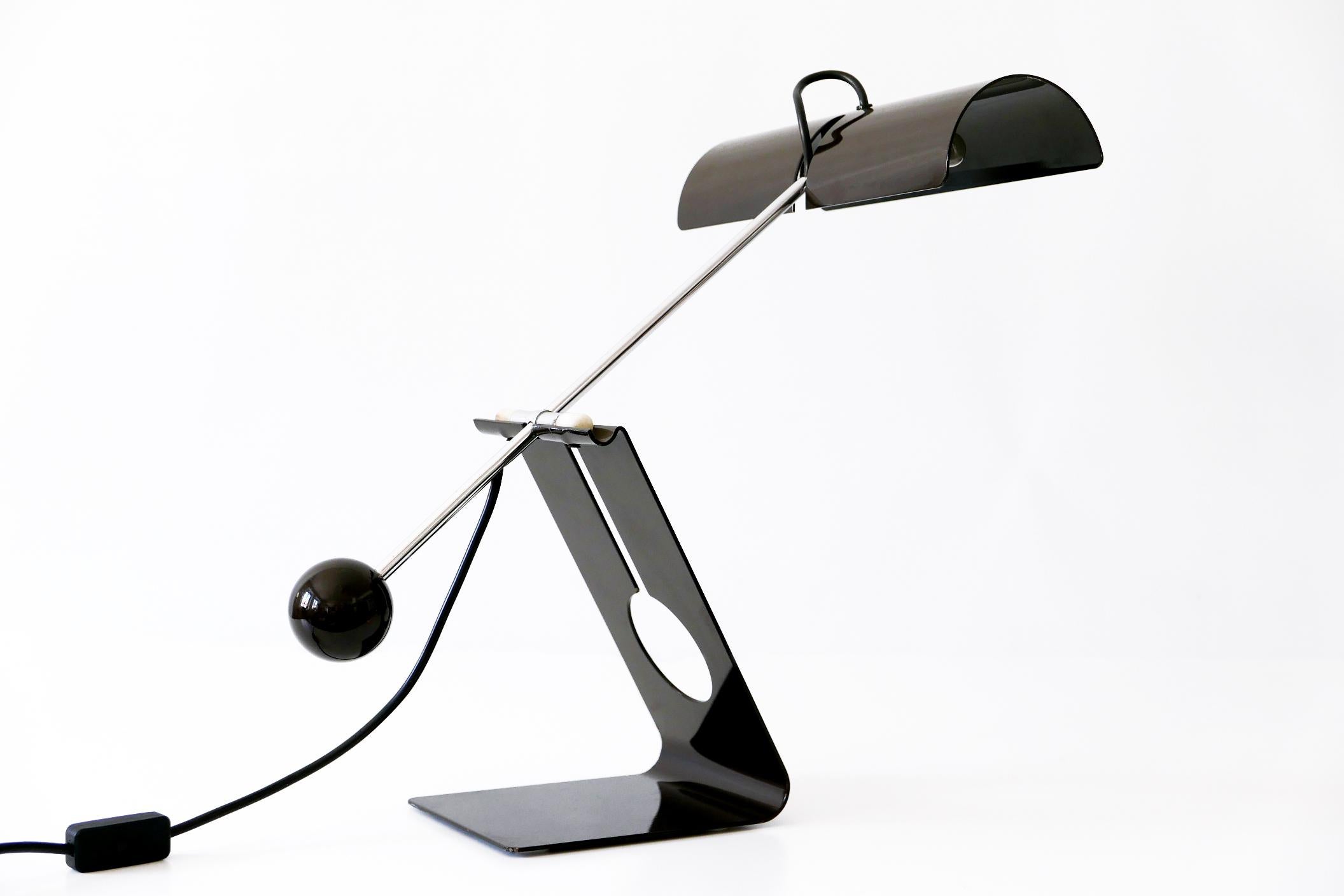 Italian Articulated Table Lamp Picchio by Mauro Martini for Fratelli Martini 1970s Italy For Sale