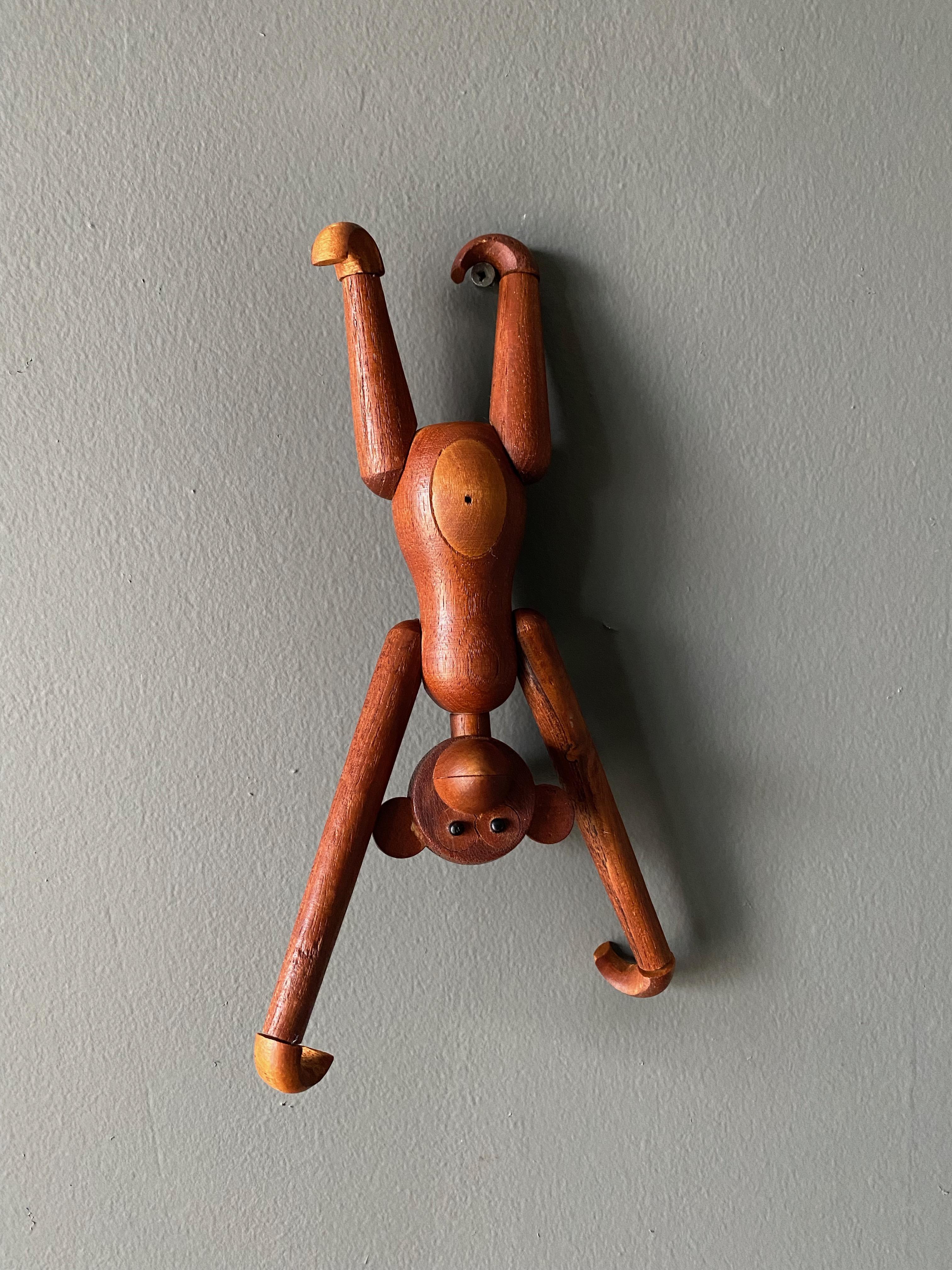Articulated Teak Monkey in the Style of Kay Bojesen, circa 1960s 7