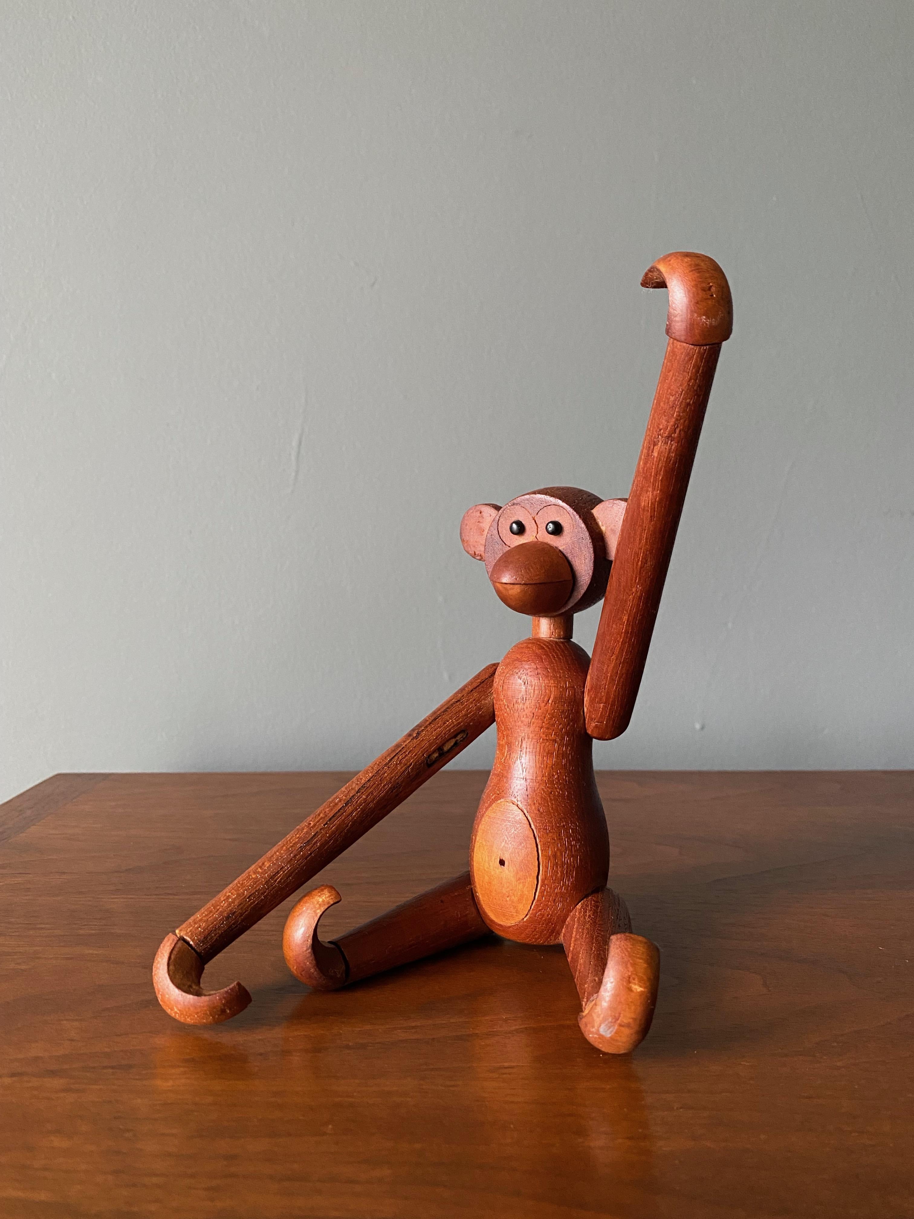 Mid-Century Modern Articulated Teak Monkey in the Style of Kay Bojesen, circa 1960s
