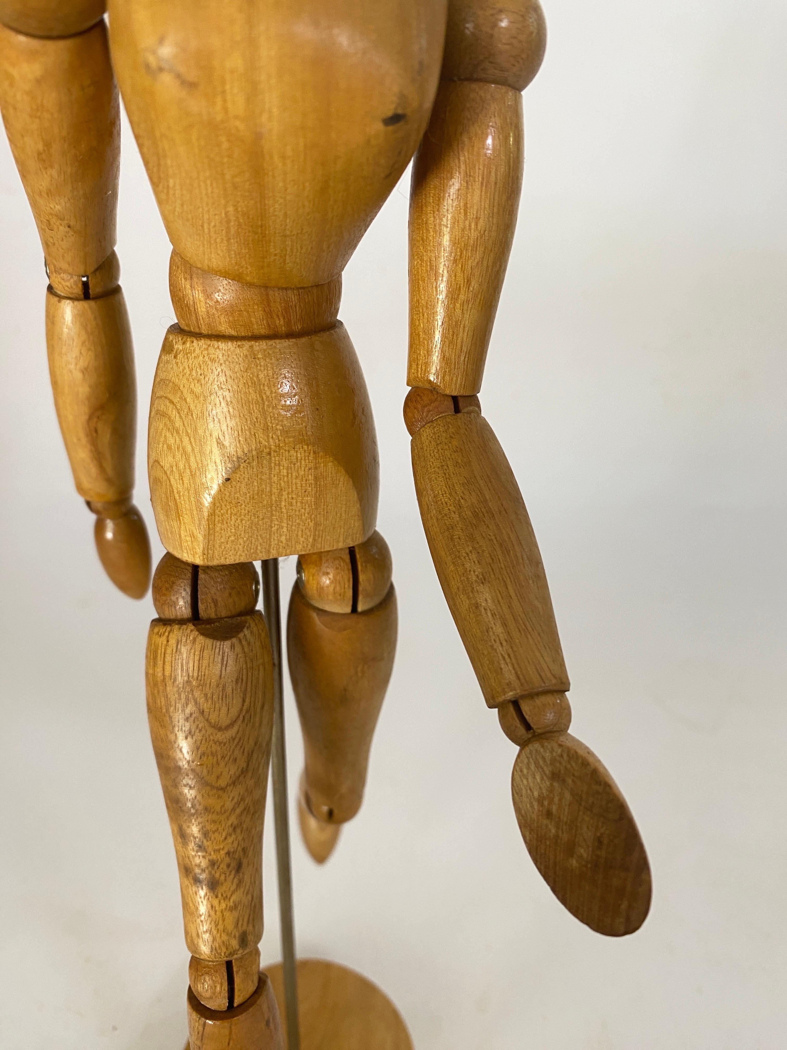 Articulated Wooden Mannequin Artist Painter Drawing Fine Arts 20th Century For Sale 2