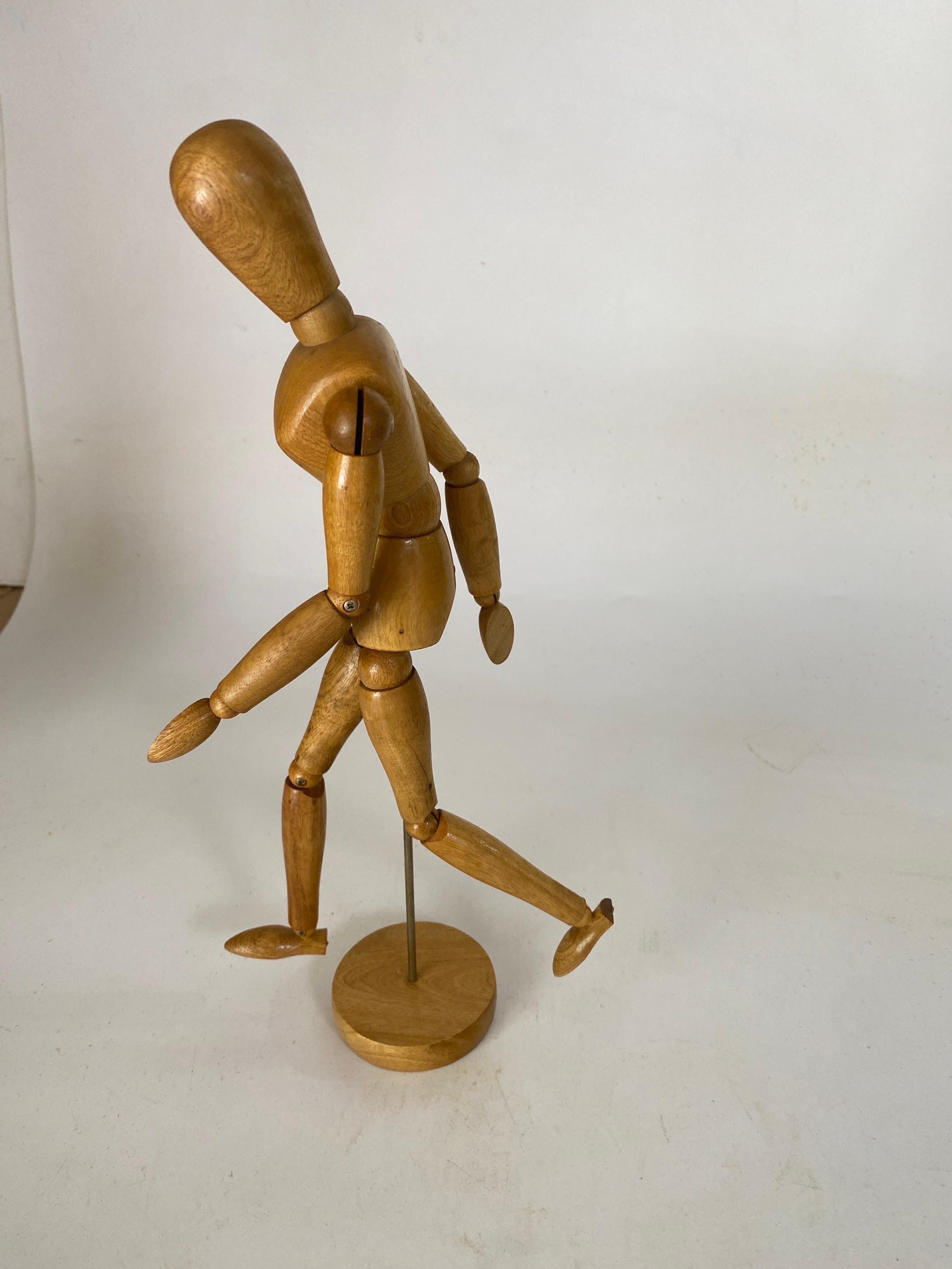 Articulated Wooden Mannequin Artist Painter Drawing Fine Arts 20th Century For Sale 4