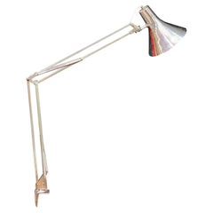 lampada da officina articolata in metallo cromato e alluminio circa 1950/1960
