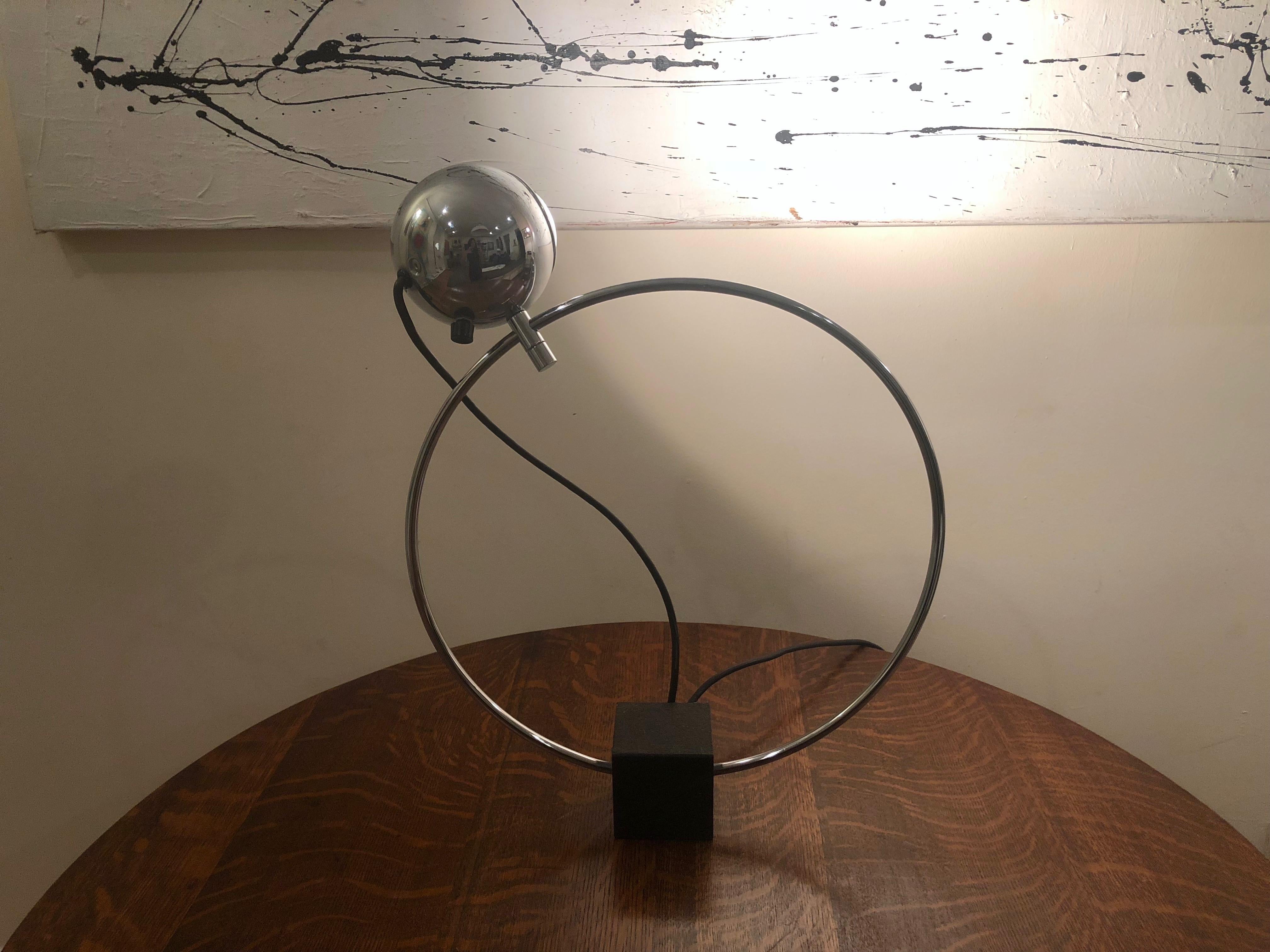 Articulating and Orbiting Table Lamp, USA Circa 1970 For Sale 6