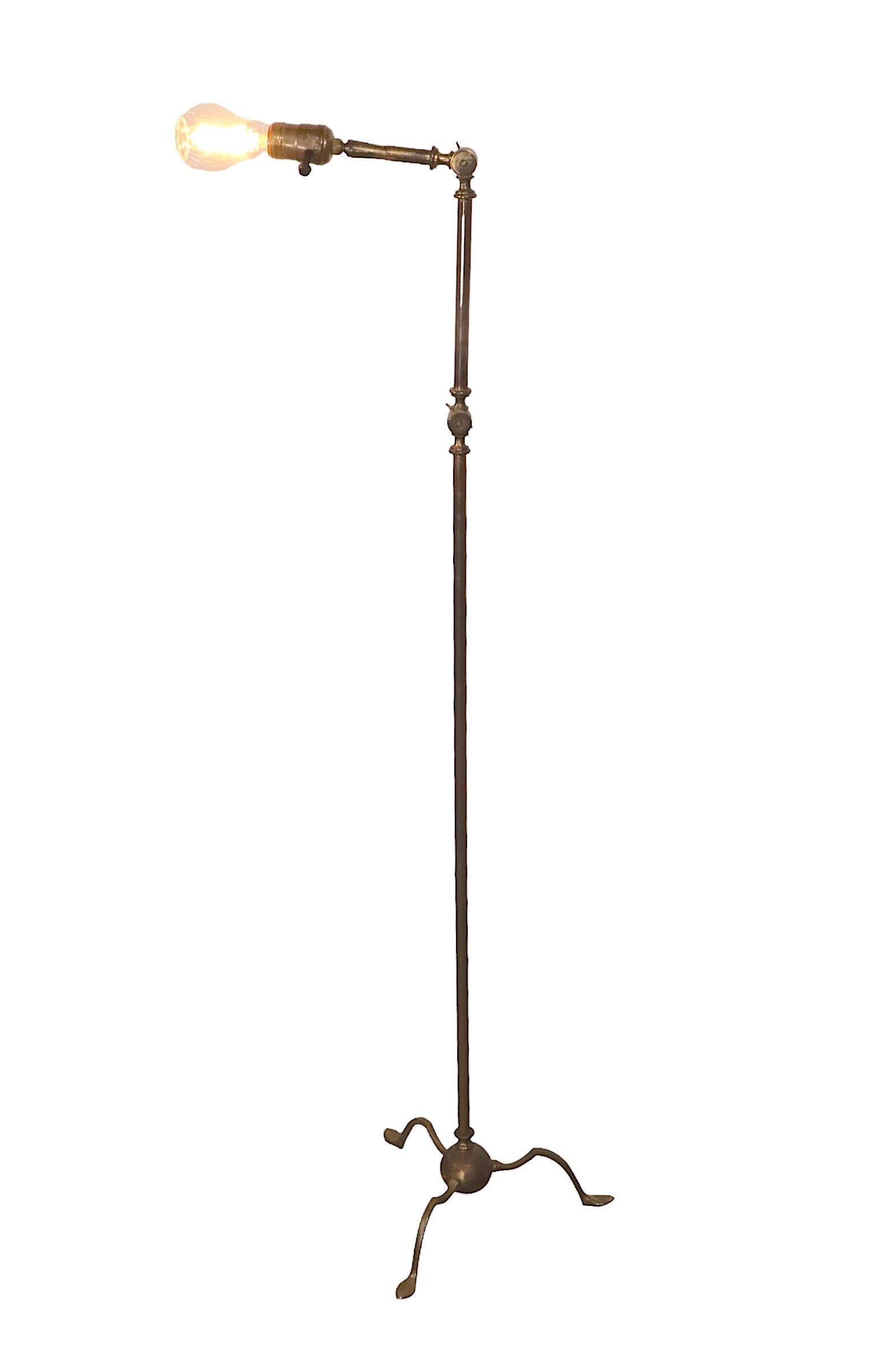 Articulating Brass Reading Floor Lamp in the Classical Style, C. 1900- 1930's For Sale 1
