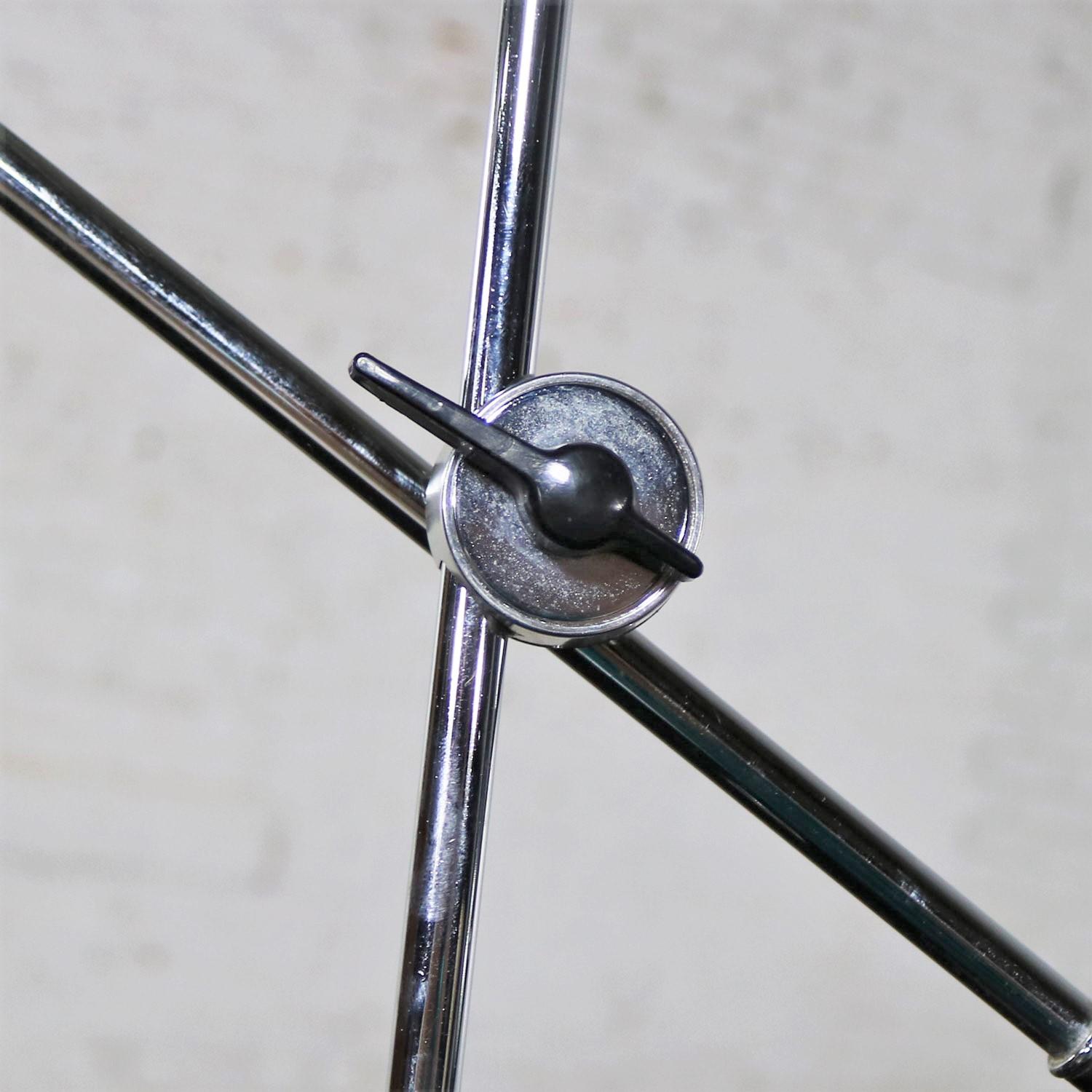 Articulating Chrome and Black Ball Orb Task Lamp Attributed to Robert Sonneman 6