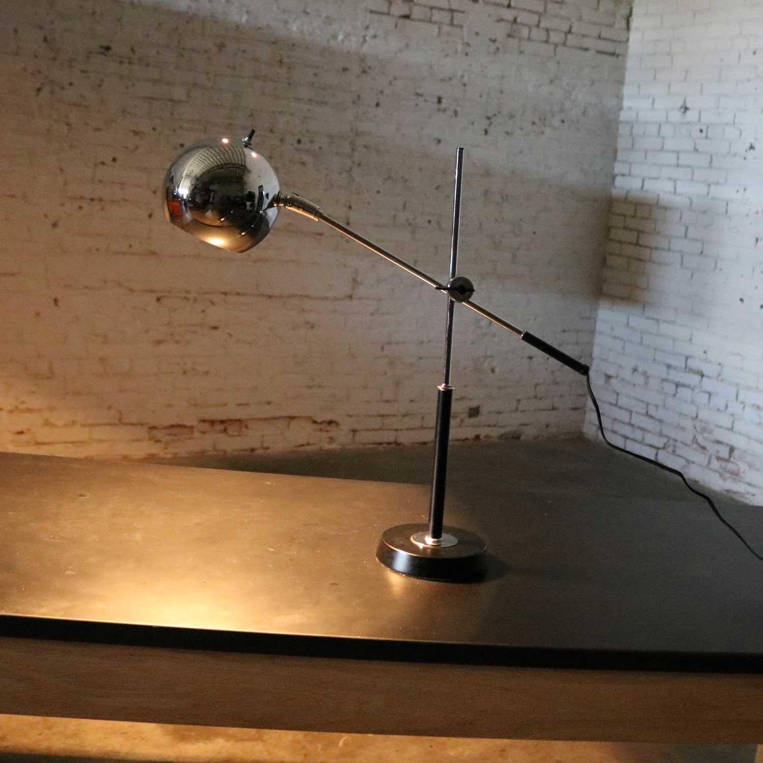 Late 20th Century Articulating Chrome and Black Ball Orb Task Lamp Attributed to Robert Sonneman