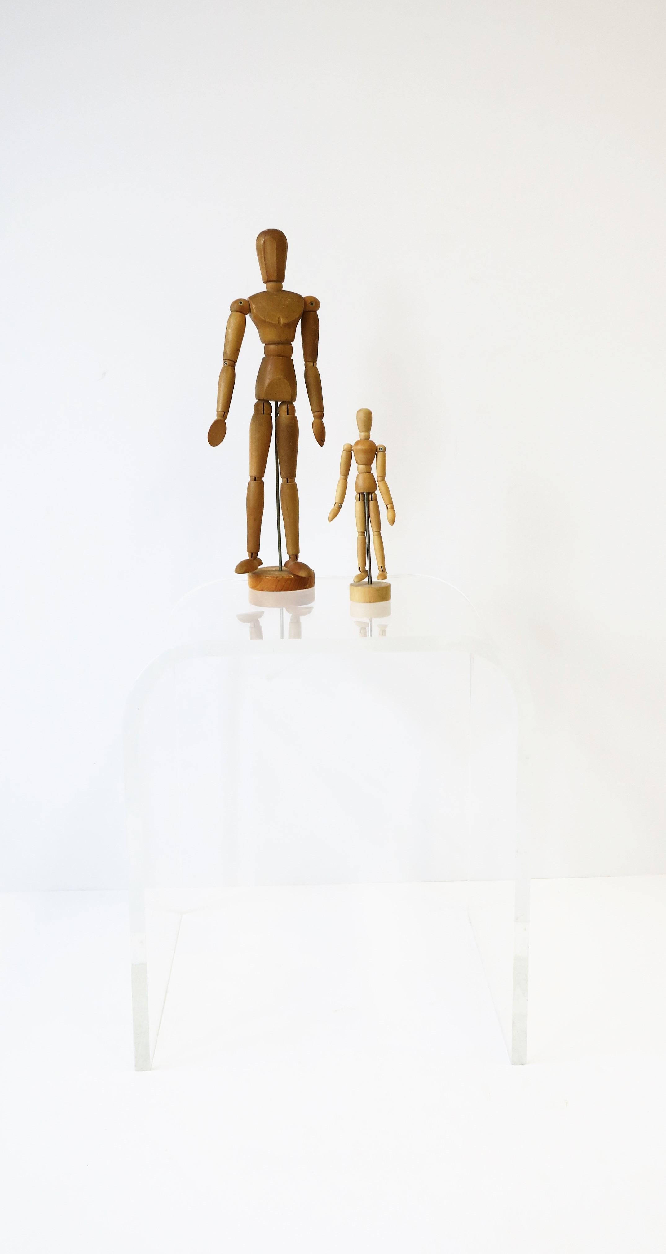 Gelenkig Wood  Figuren-Skulptur-Skulptur im Angebot 1