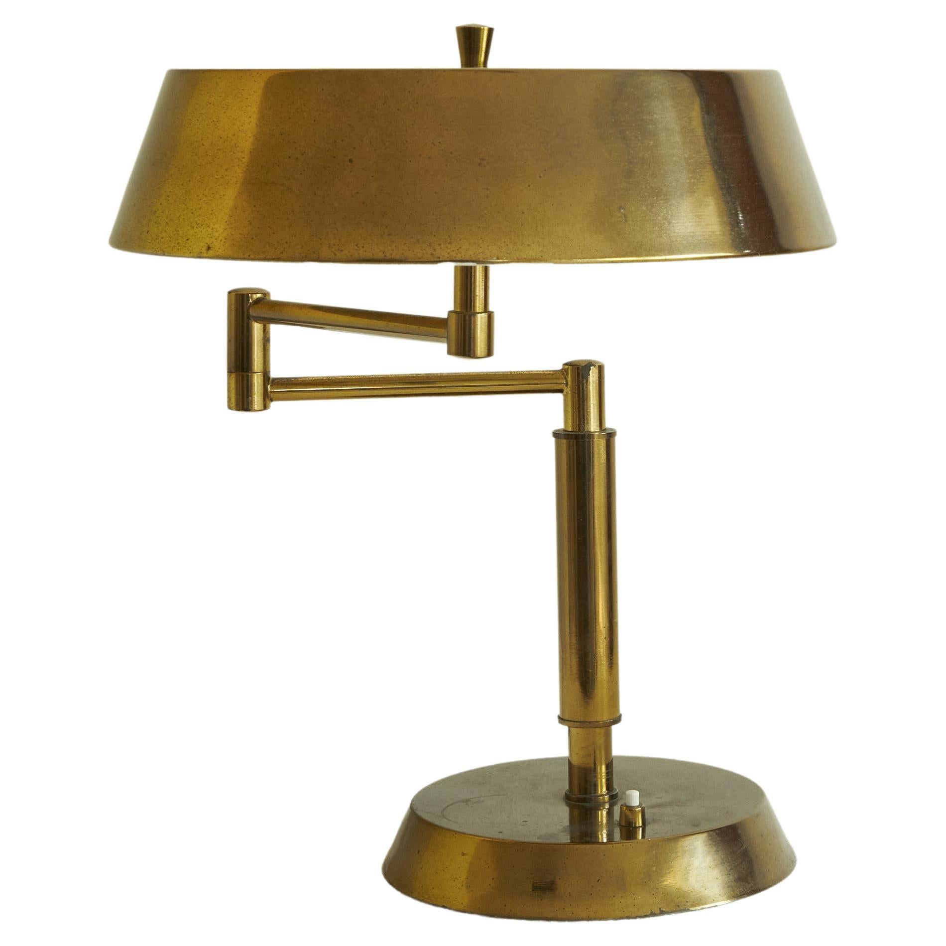 Articulating Table Lamp in Patinated Brass, 1960s For Sale
