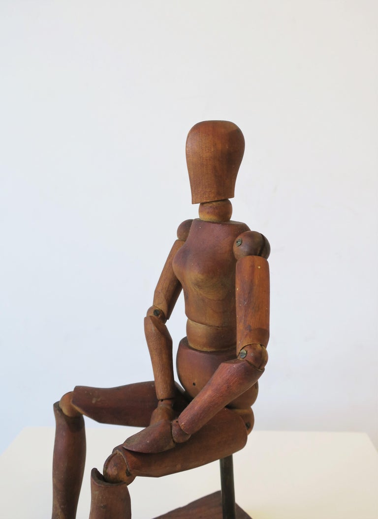 Wood Model Female Figure Sculpture Piece Articulating For Sale at 1stDibs