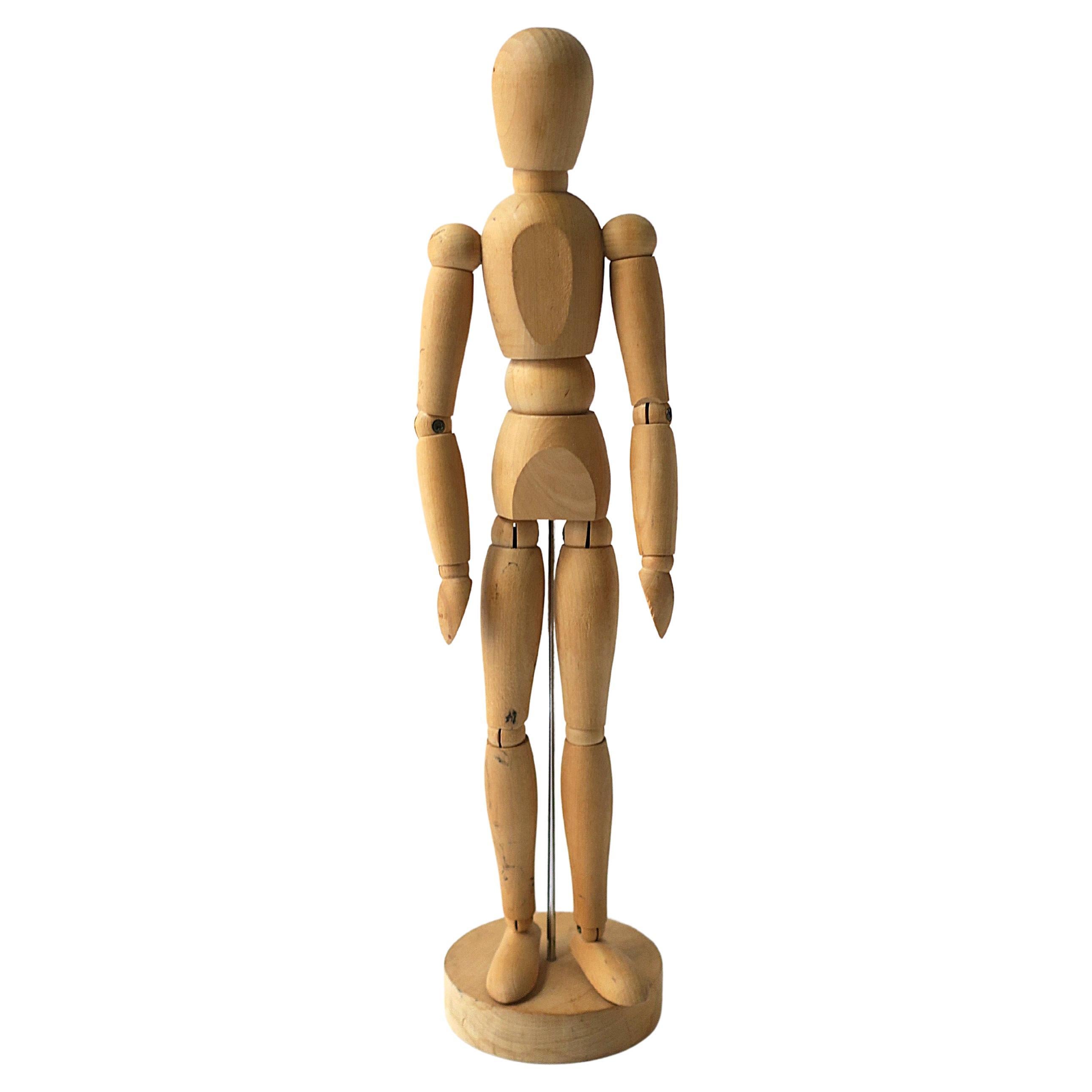 Articulating Wood Model Figure Sculpture In Good Condition For Sale In New York, NY