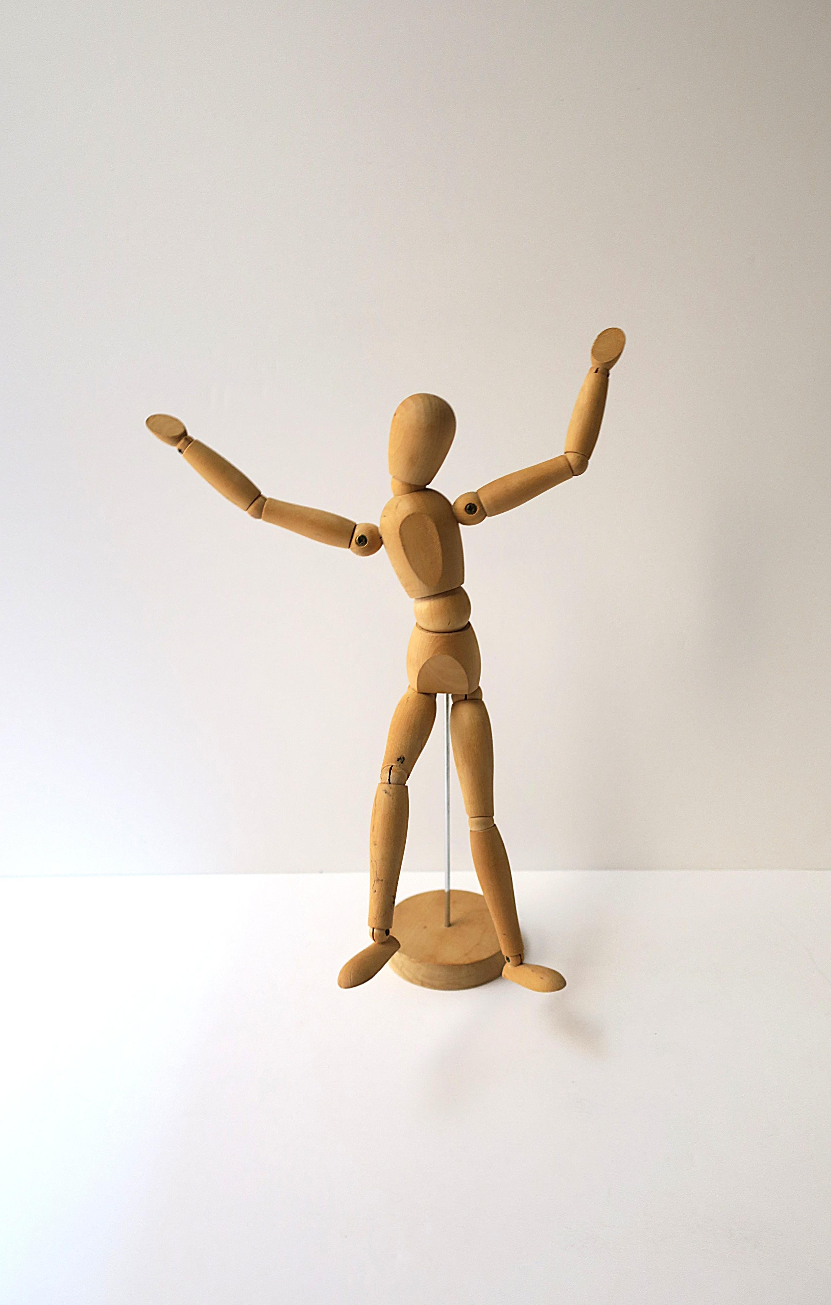 20th Century Articulating Wood Model Figure Sculpture For Sale