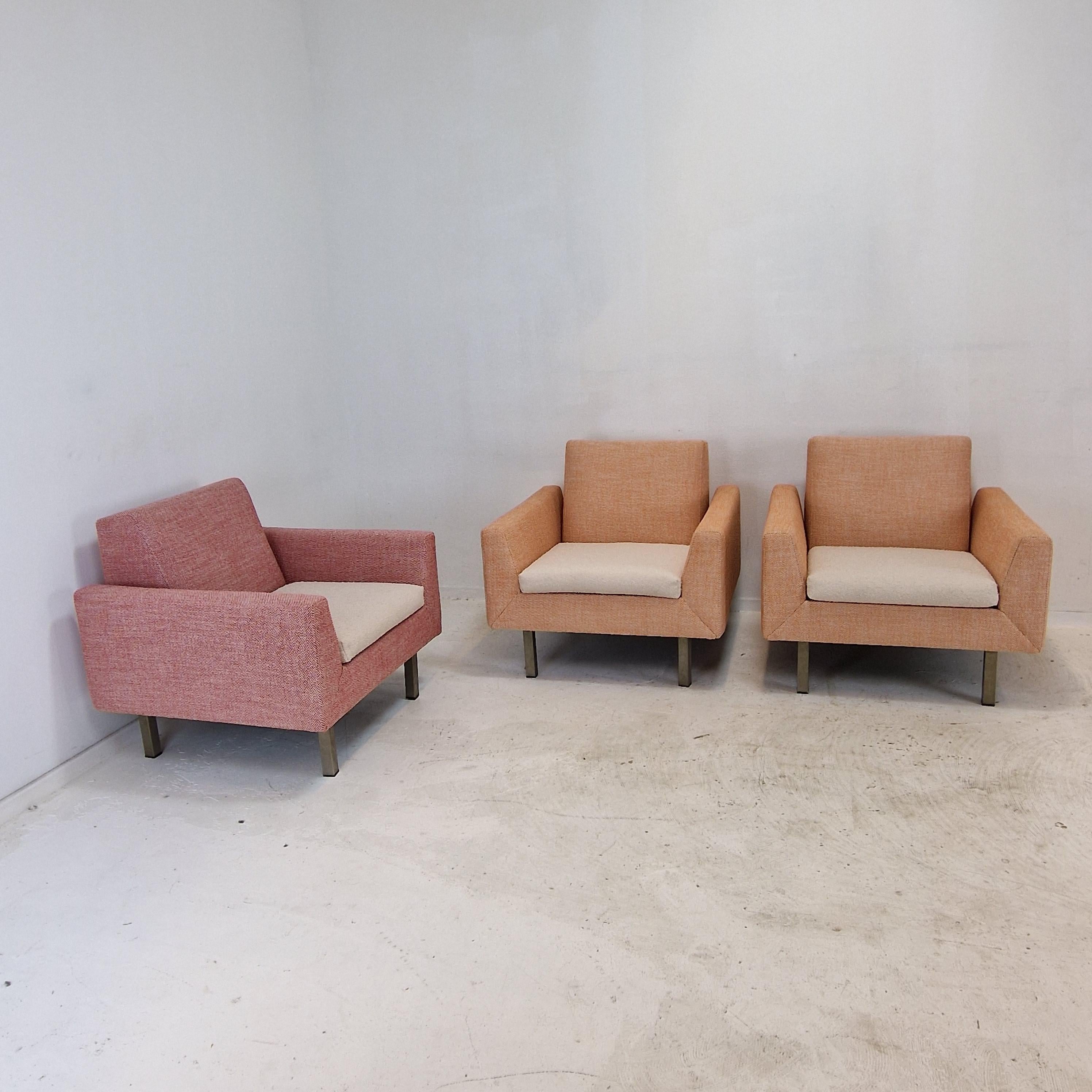 Chaise Artifort 410 par Theo Ruth, années 1950 en vente 3